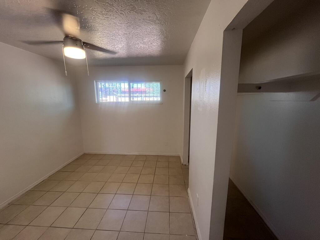 Photo 5 — 3413 Ross Avenue SE A
