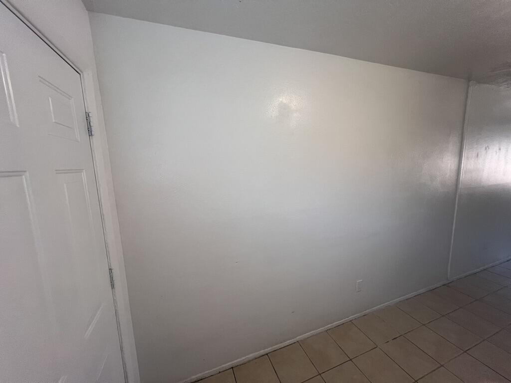 Photo 11 — 3413 Ross Avenue SE A
