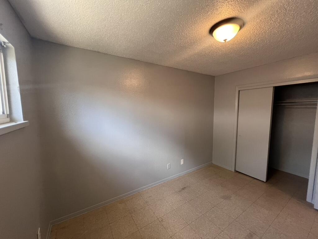 Photo 7 — 423 Dallas Street SE C