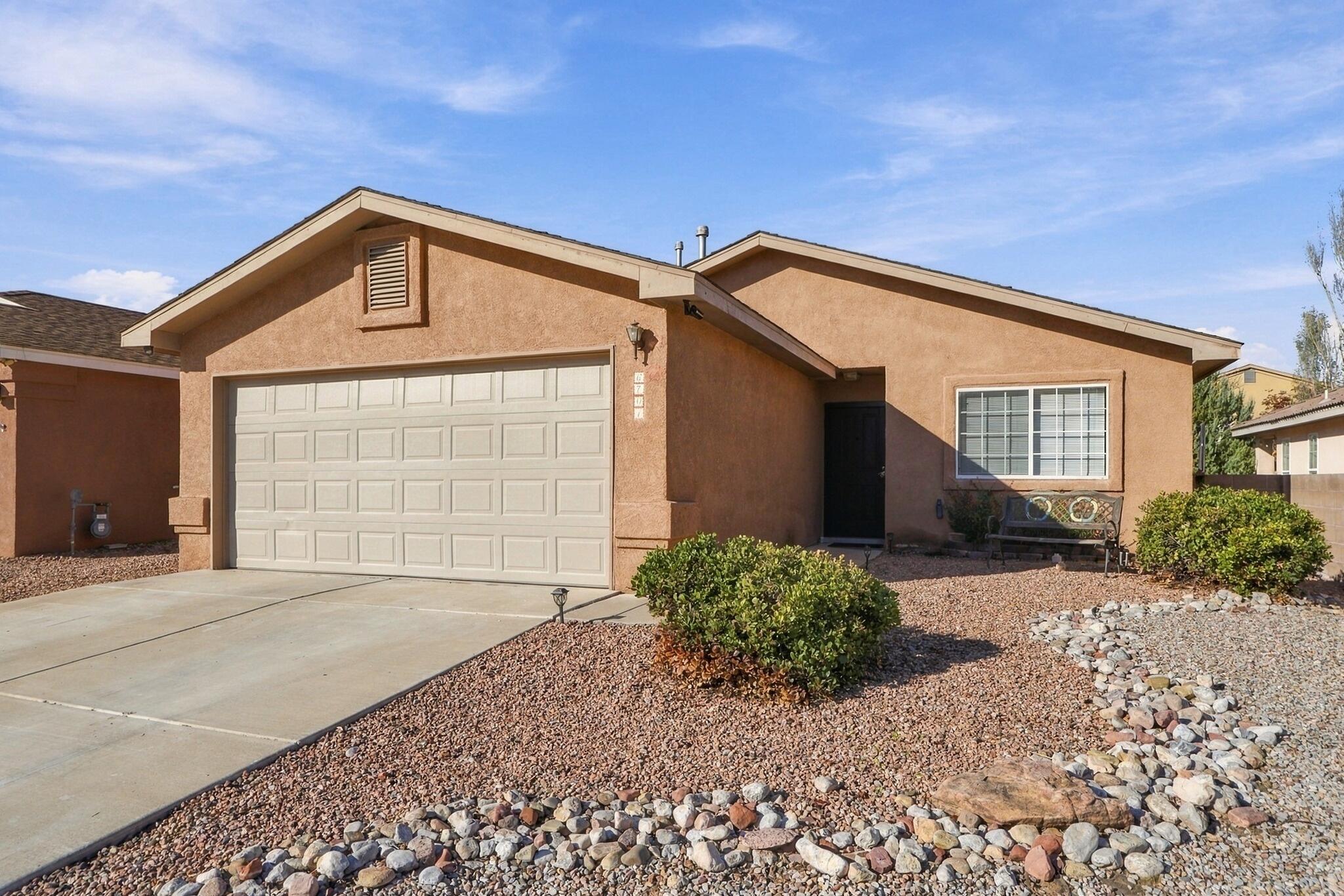 Photo 12 — 6701 Ventana Hills Road NW