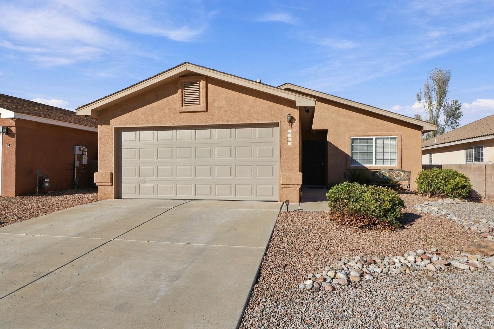 Photo 13 — 6701 Ventana Hills Road NW