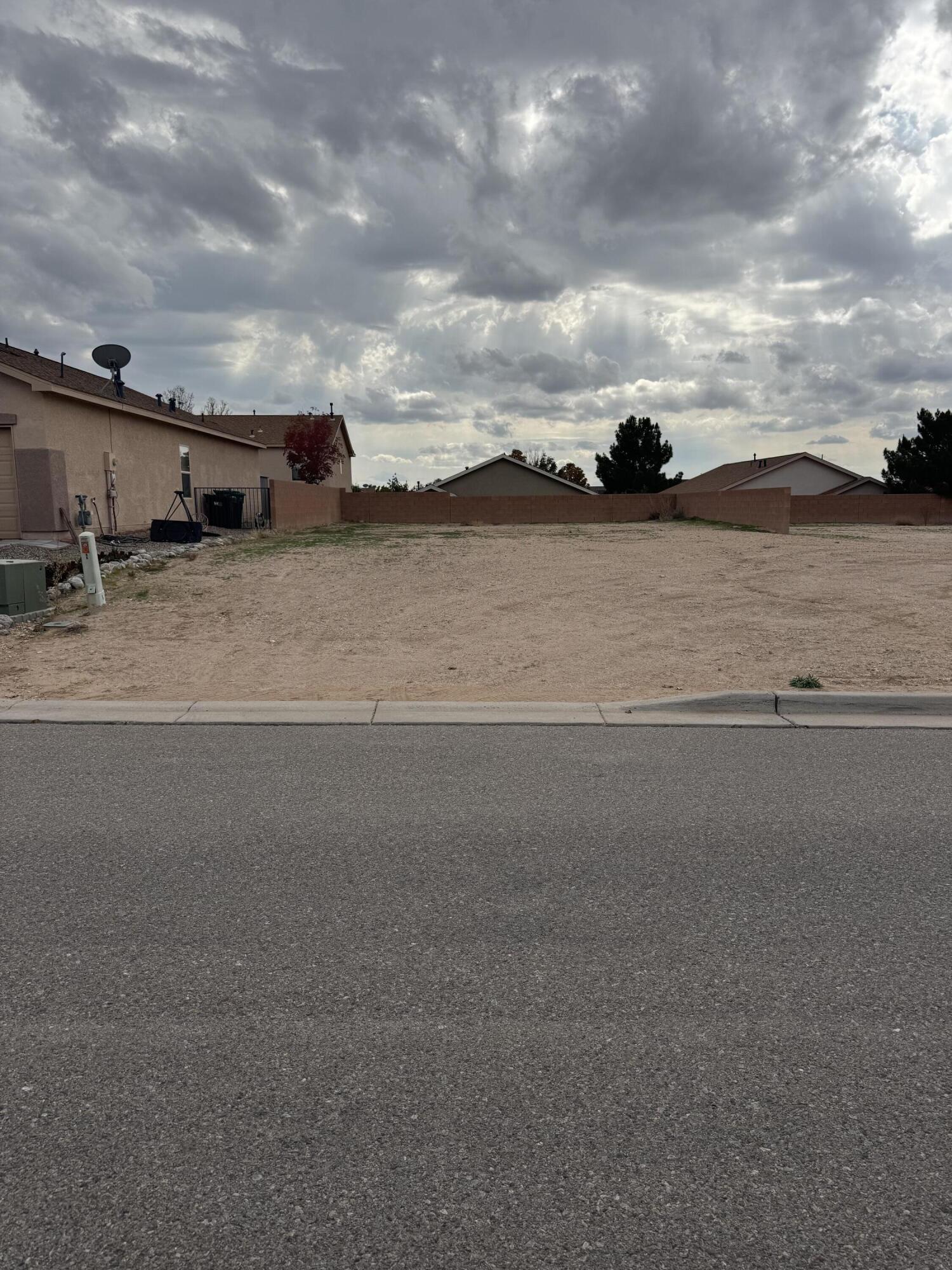 Photo 7 — 52 El Camino Loop NW