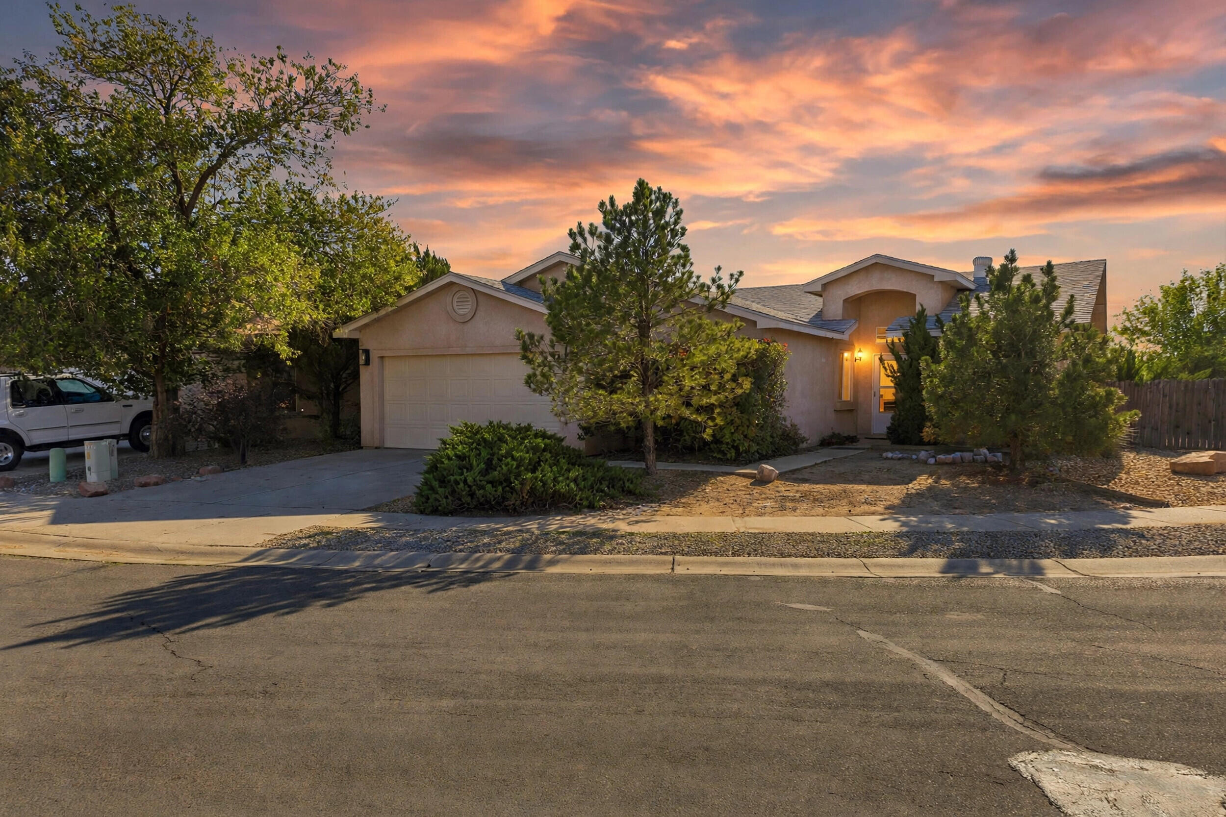 Photo 2 — 7504 Crystal Ridge Road SW