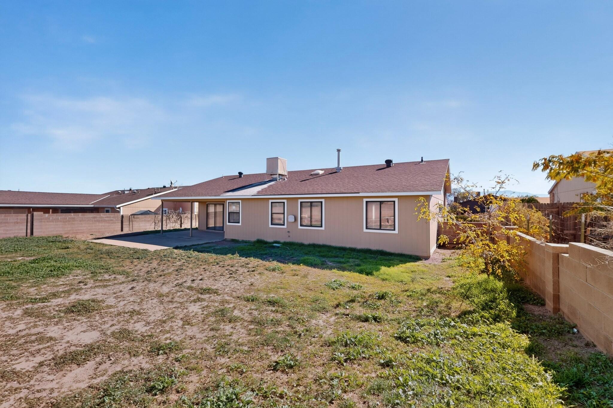 Photo 11 — 1485 Gadwall Road NE