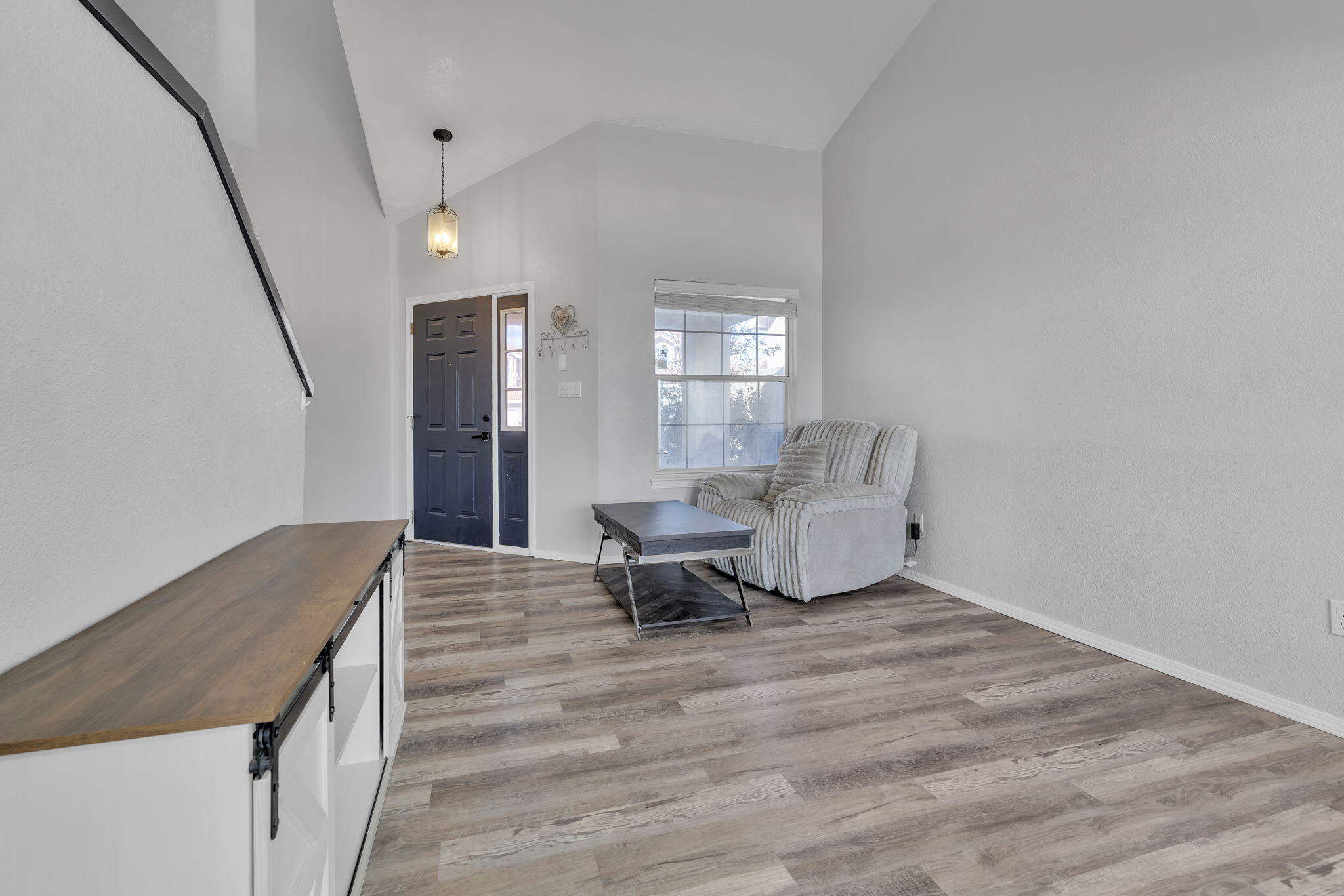 Photo 17 — 10408 Chaparro Drive NW