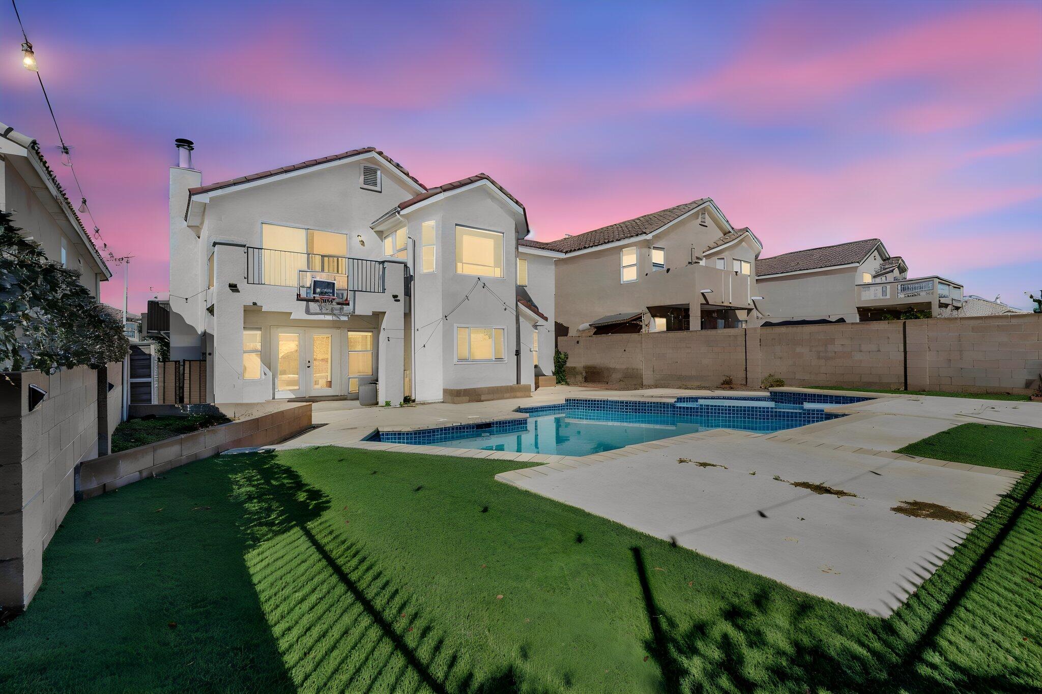 Photo 5 — 10408 Chaparro Drive NW