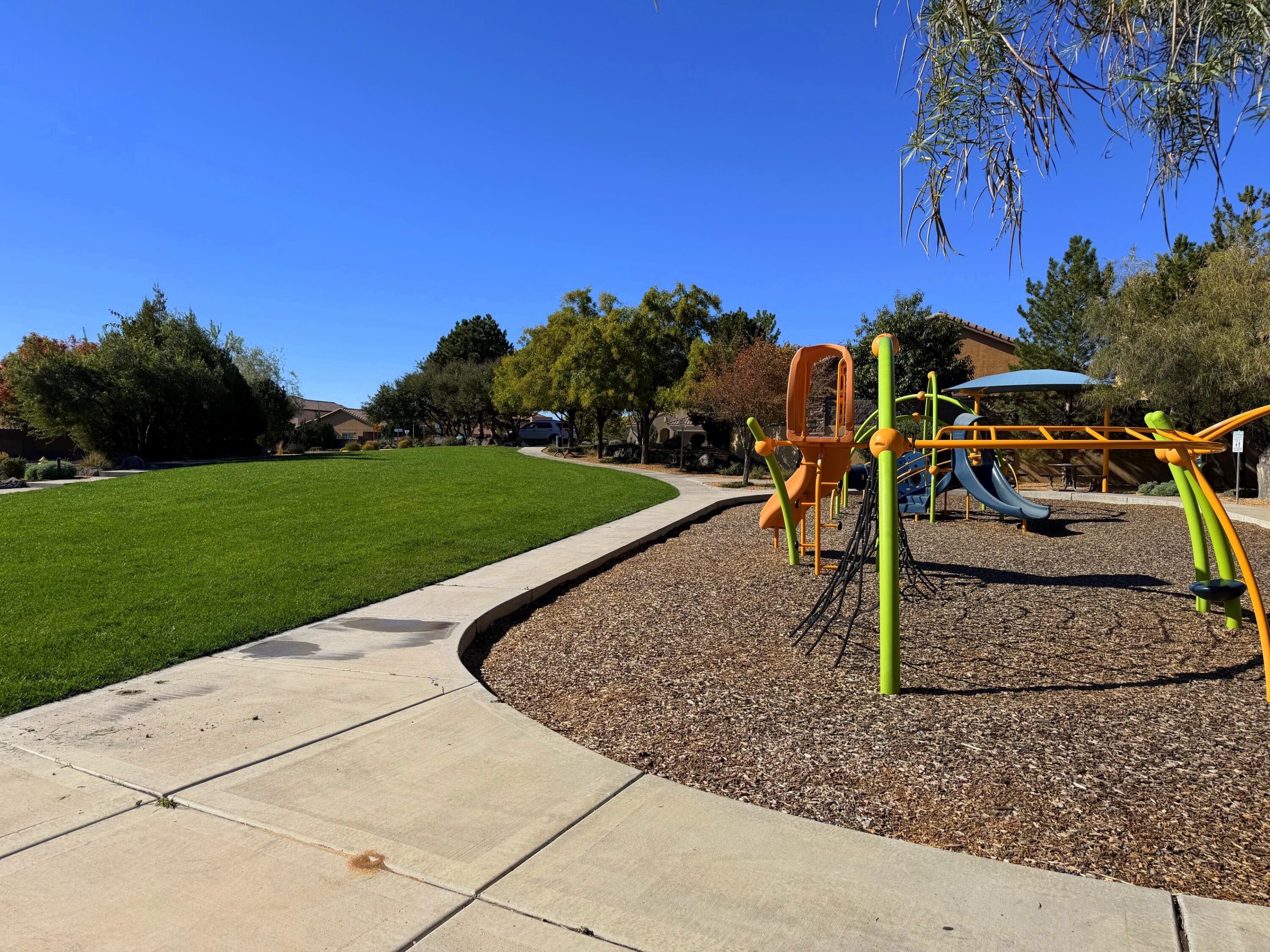 Photo 4 — 9512 Sandstone Rim Drive NW