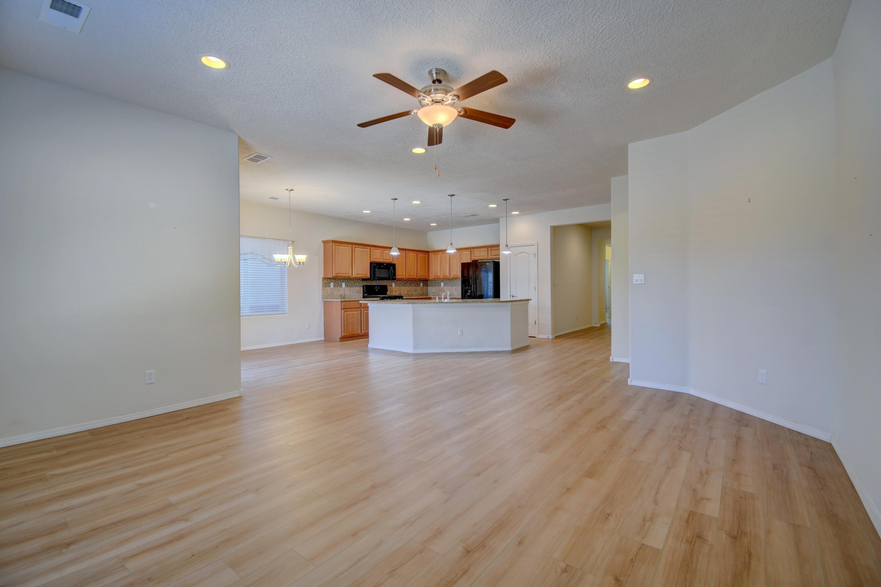 Photo 20 — 9512 Sandstone Rim Drive NW