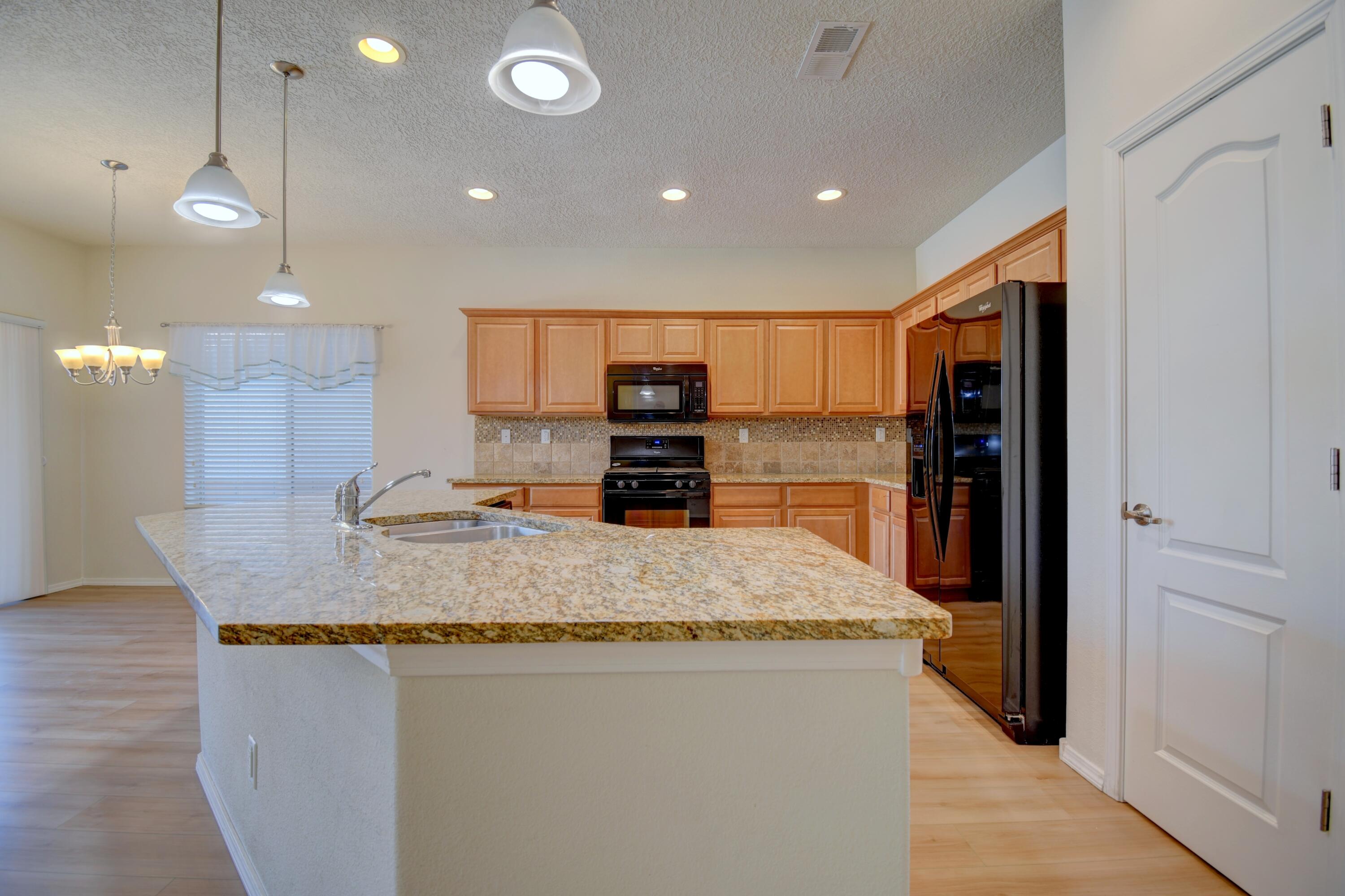 Photo 18 — 9512 Sandstone Rim Drive NW
