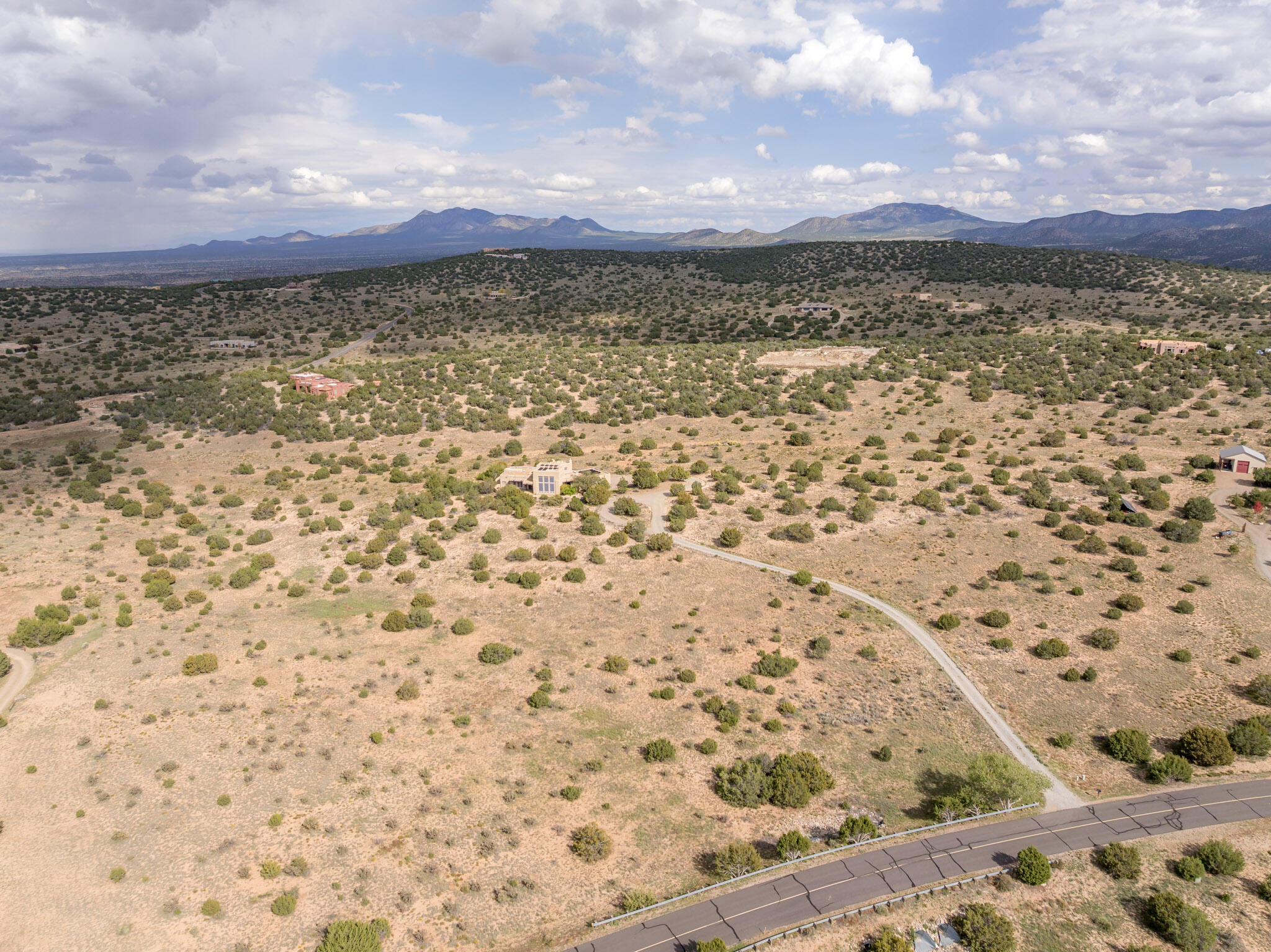 Photo 4 — 5 Los Cedros