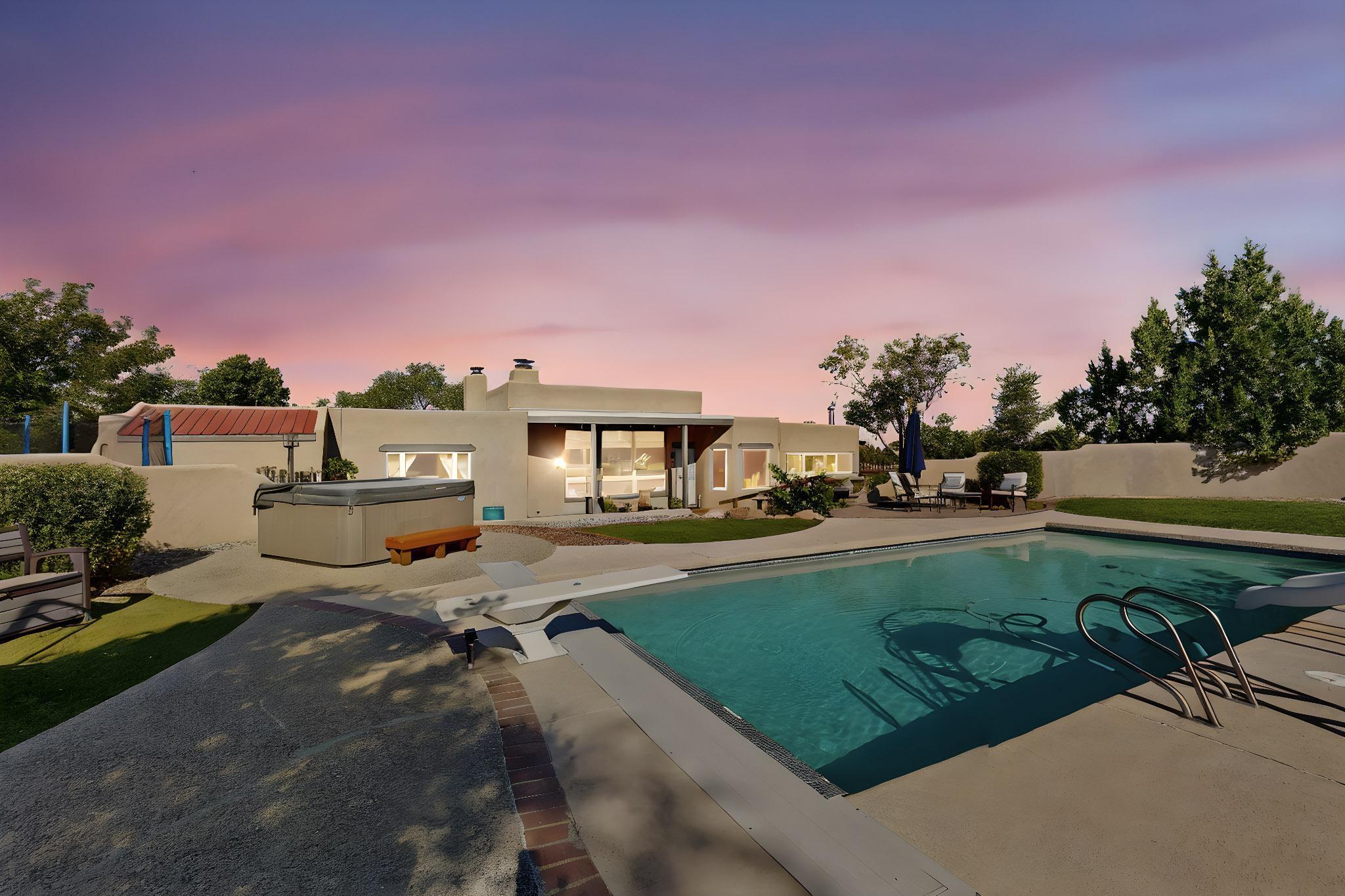 997 Lynx Loop NE, Albuquerque, NM 87122