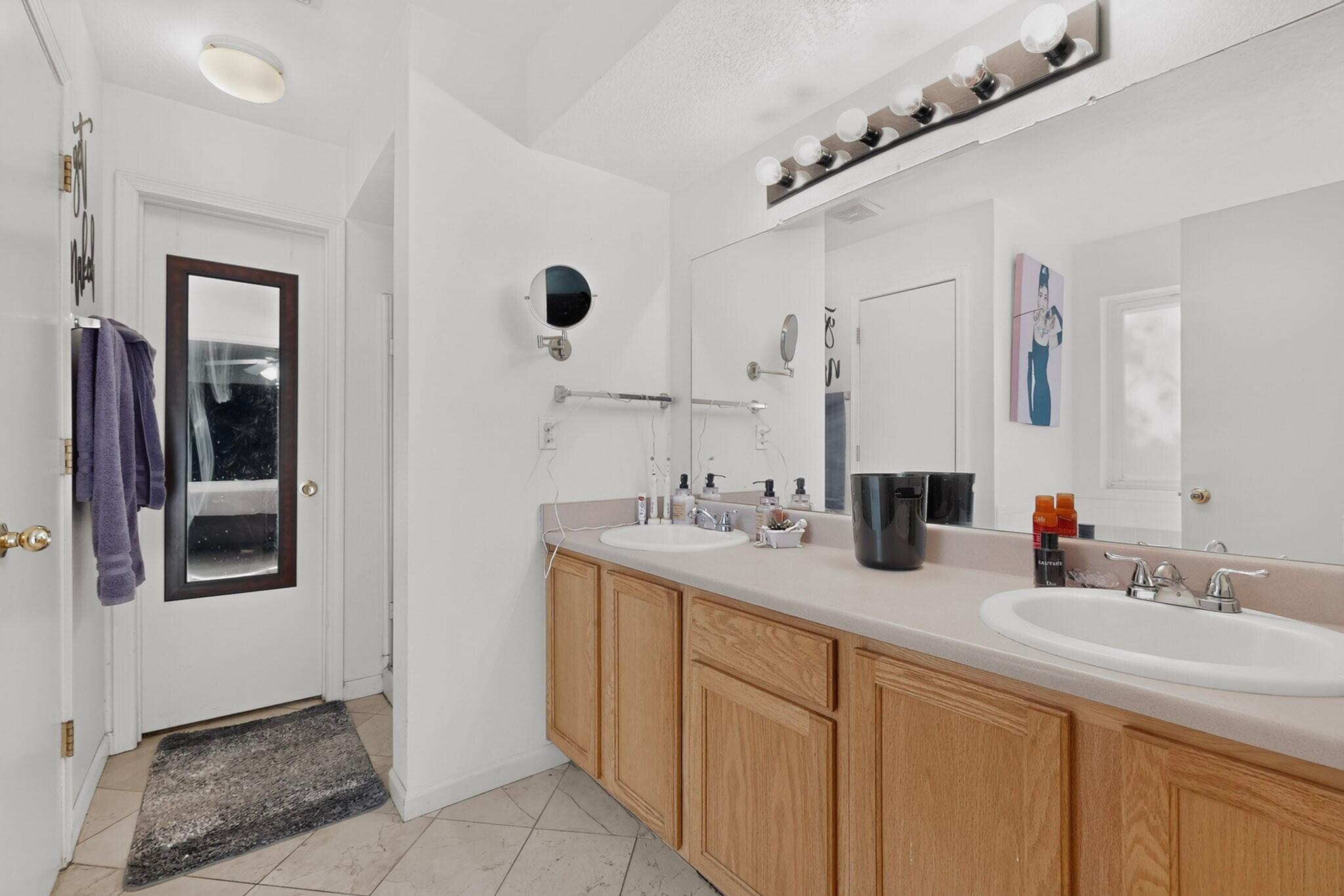 Photo 10 — 5408 Summer Ridge Road NW