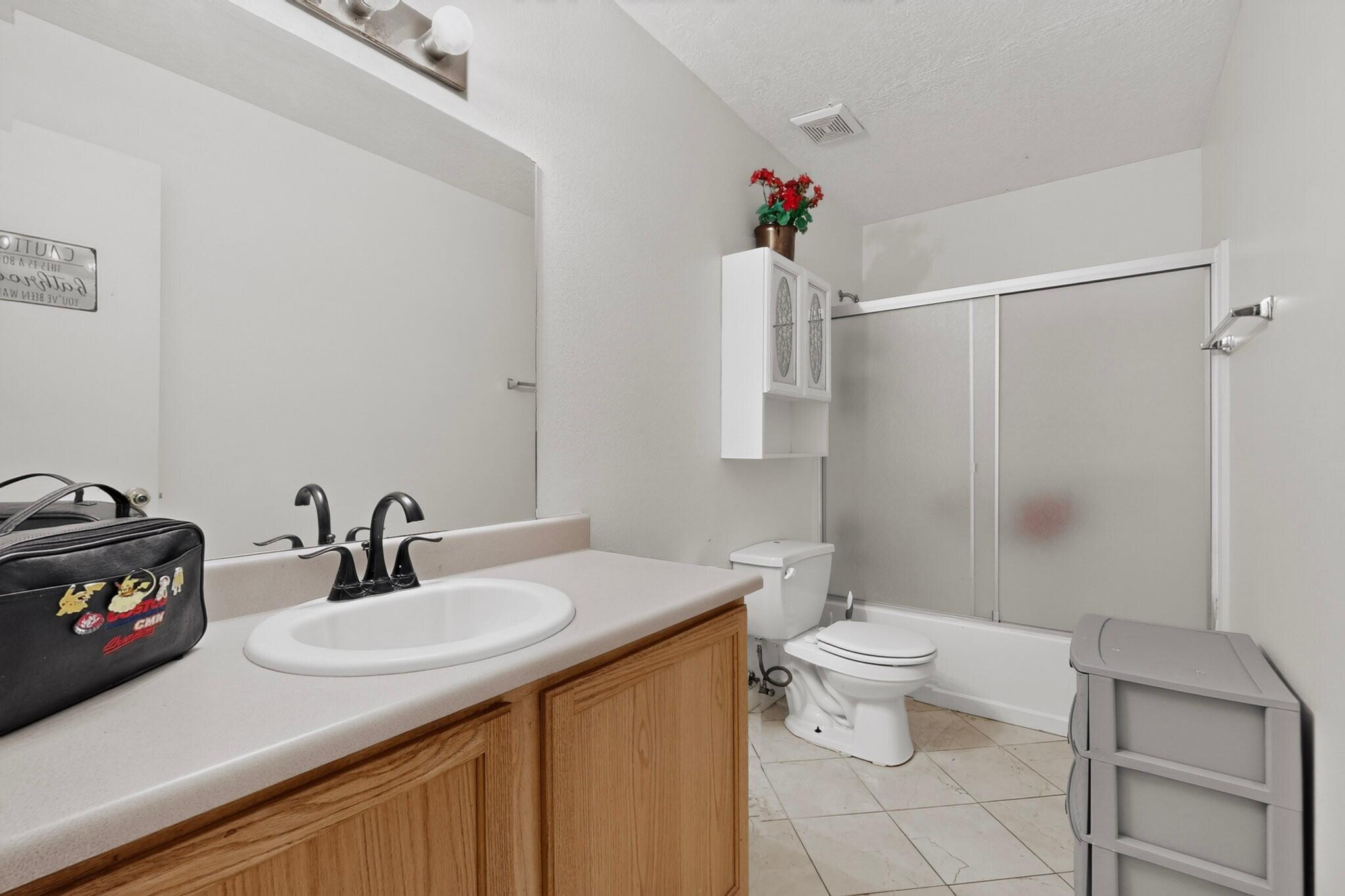 Photo 7 — 5408 Summer Ridge Road NW