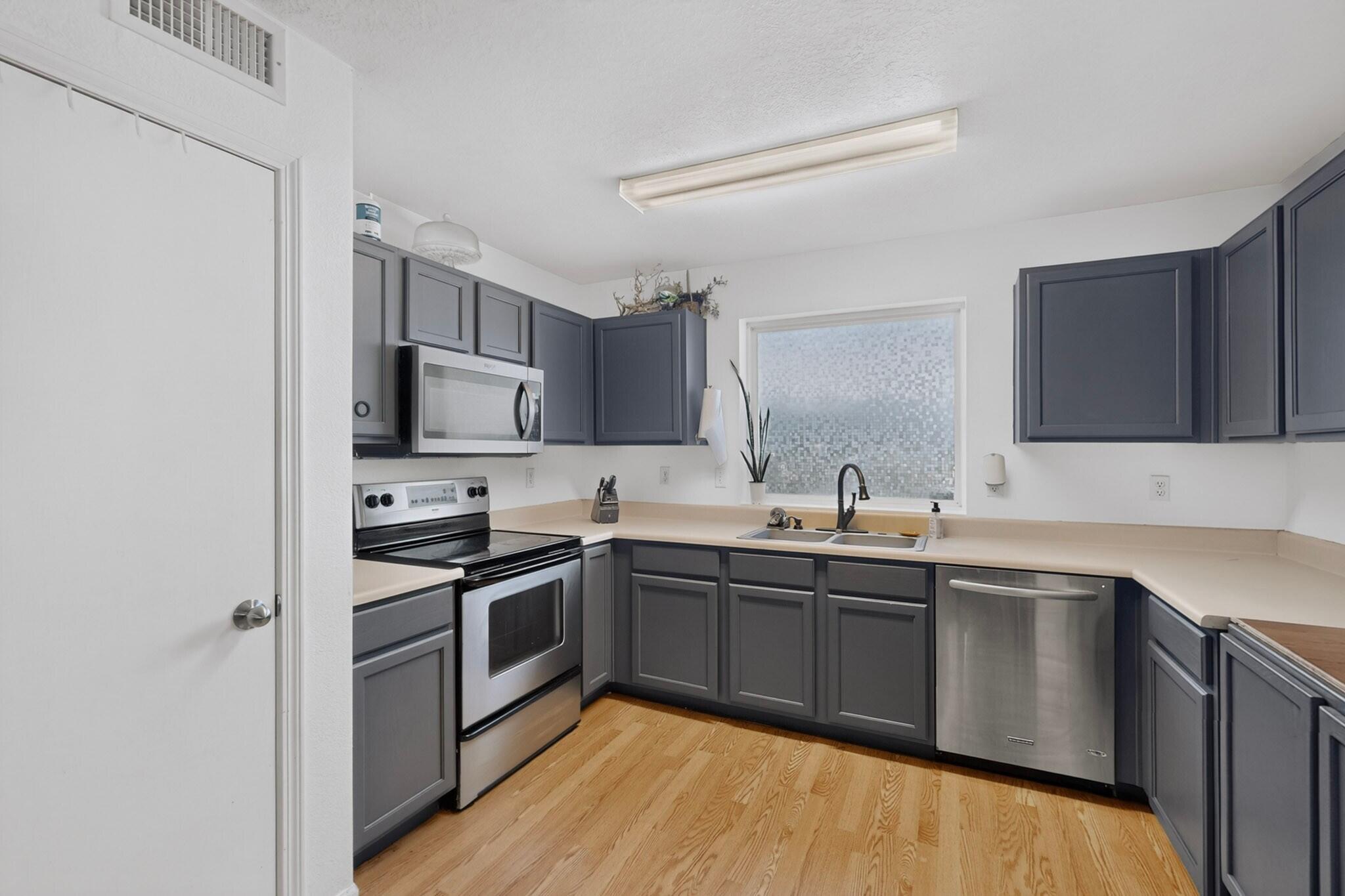Photo 20 — 5408 Summer Ridge Road NW