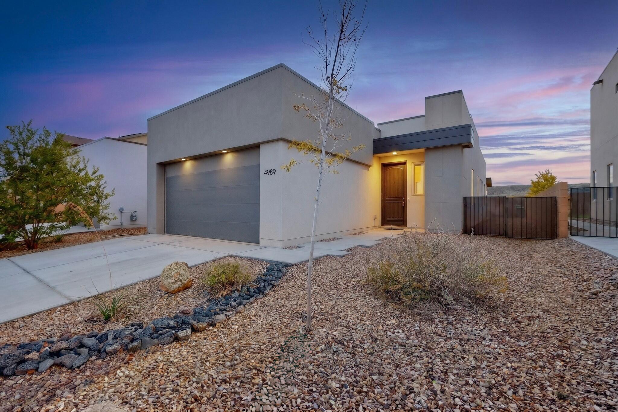 4989 Findley Street SW, Los Lunas, NM 87031