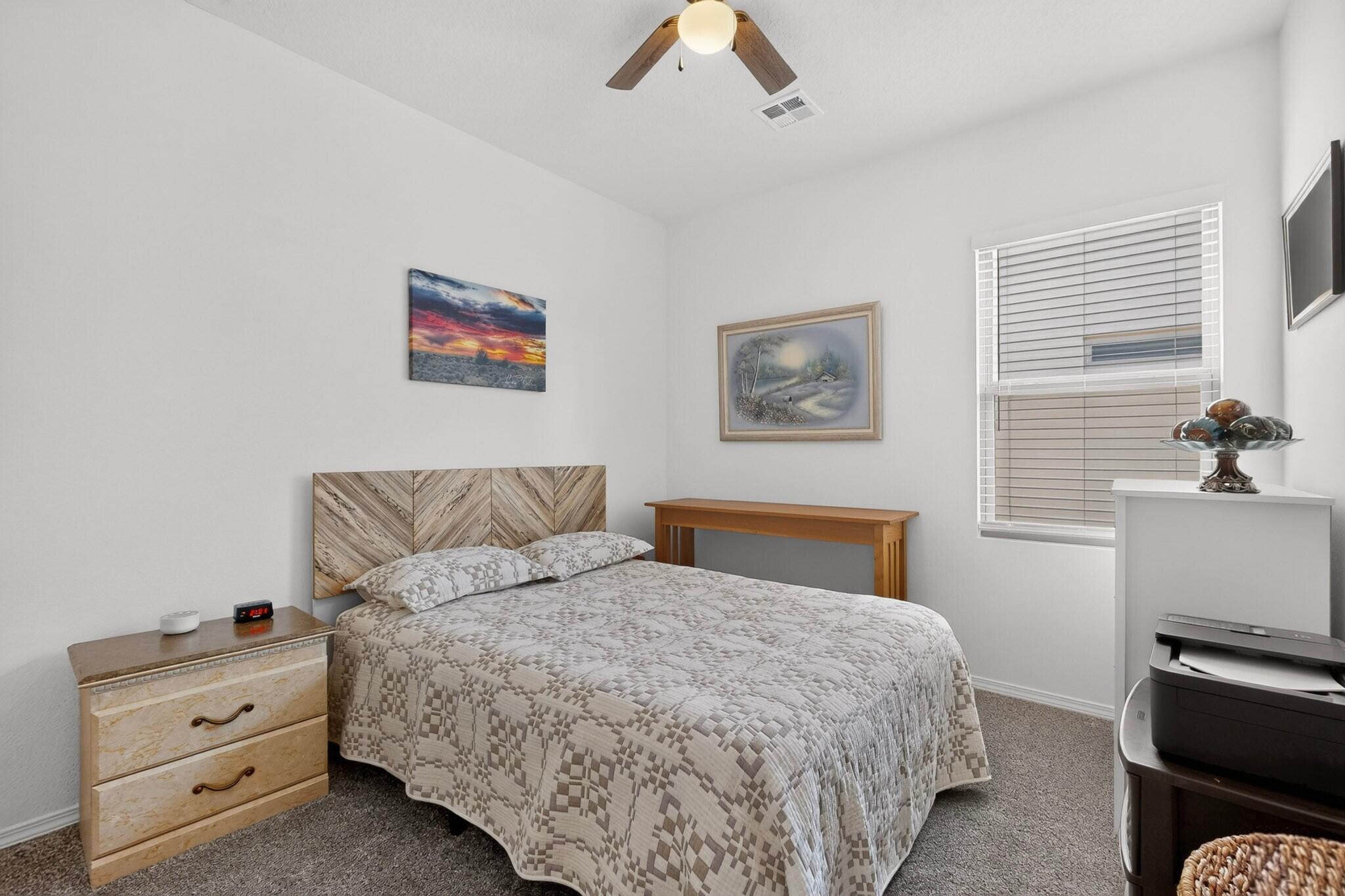 Photo 16 — 4989 Findley Street SW