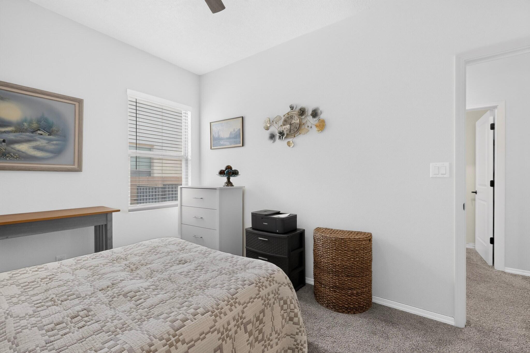 Photo 14 — 4989 Findley Street SW