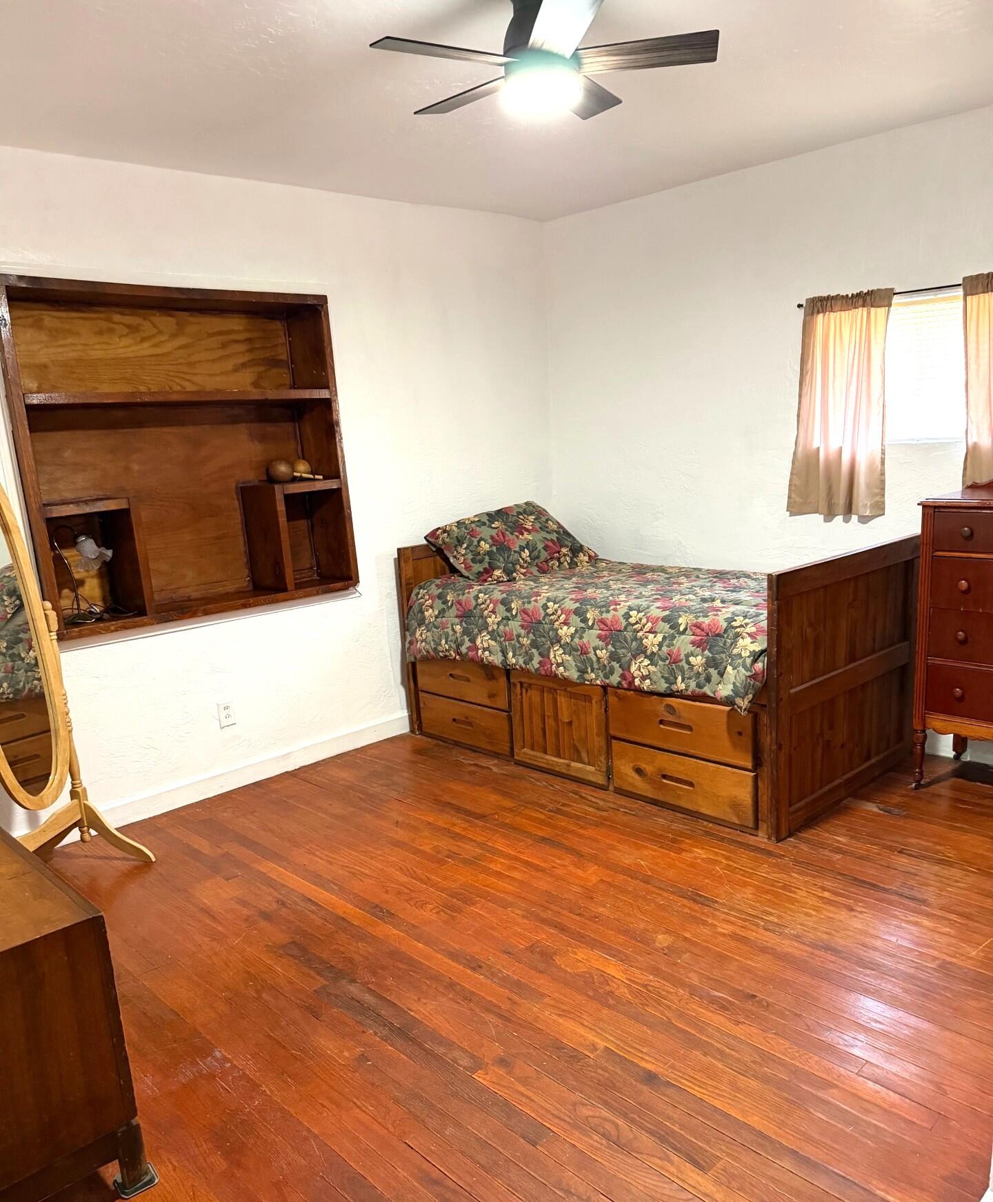 Photo 14 — 335 57th Street NW
