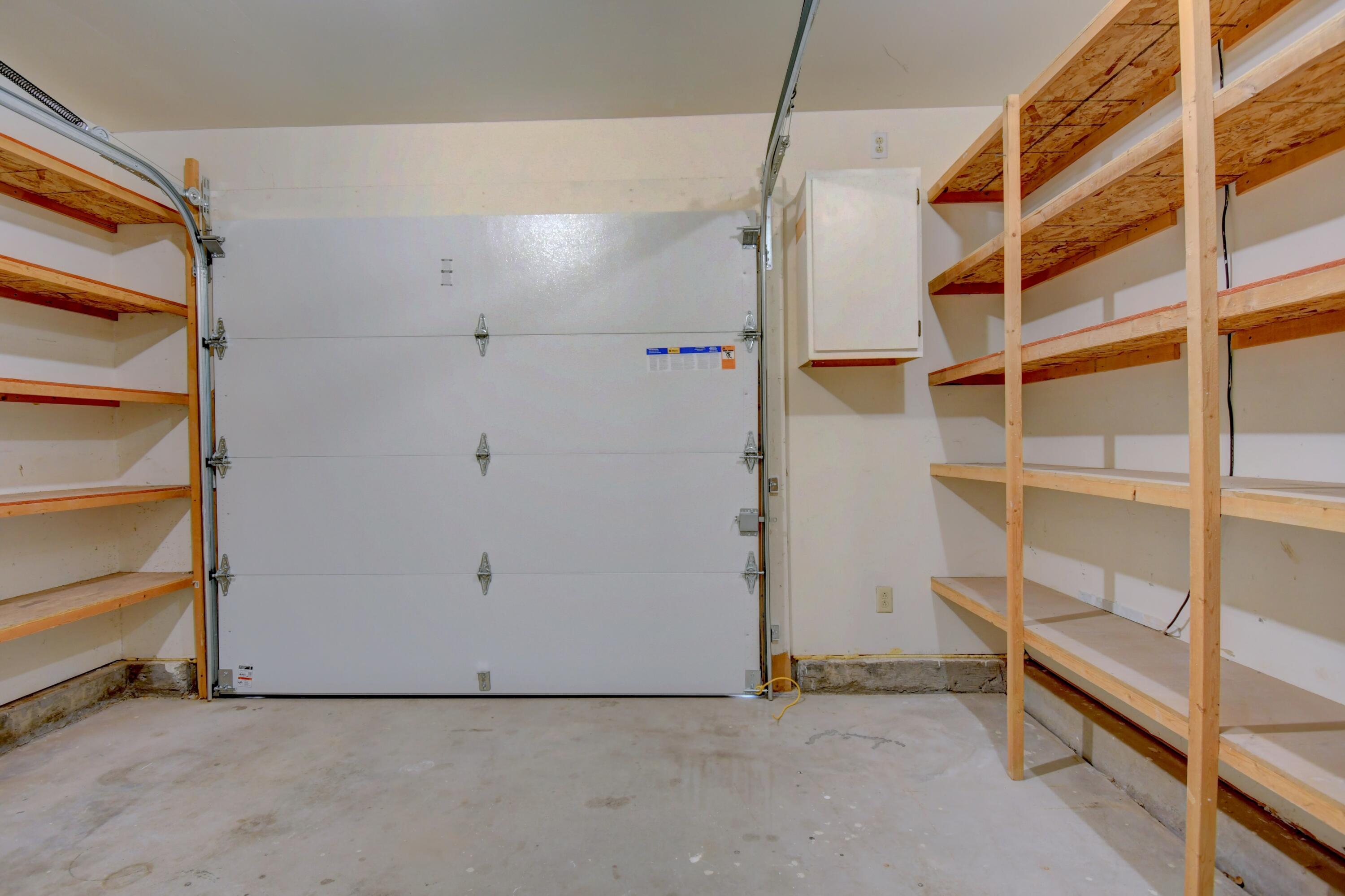 Photo 5 — 119 Saffin Drive SE
