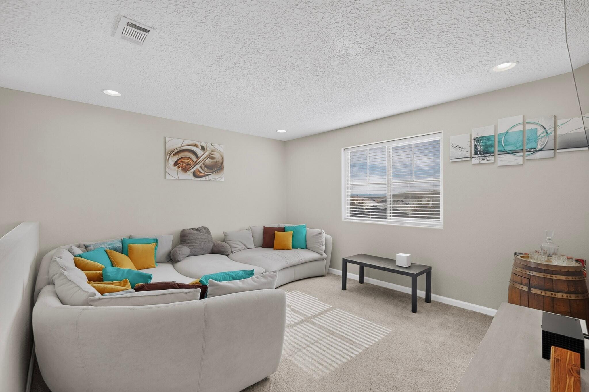 Photo 15 — 3058 Shannon Lane NE