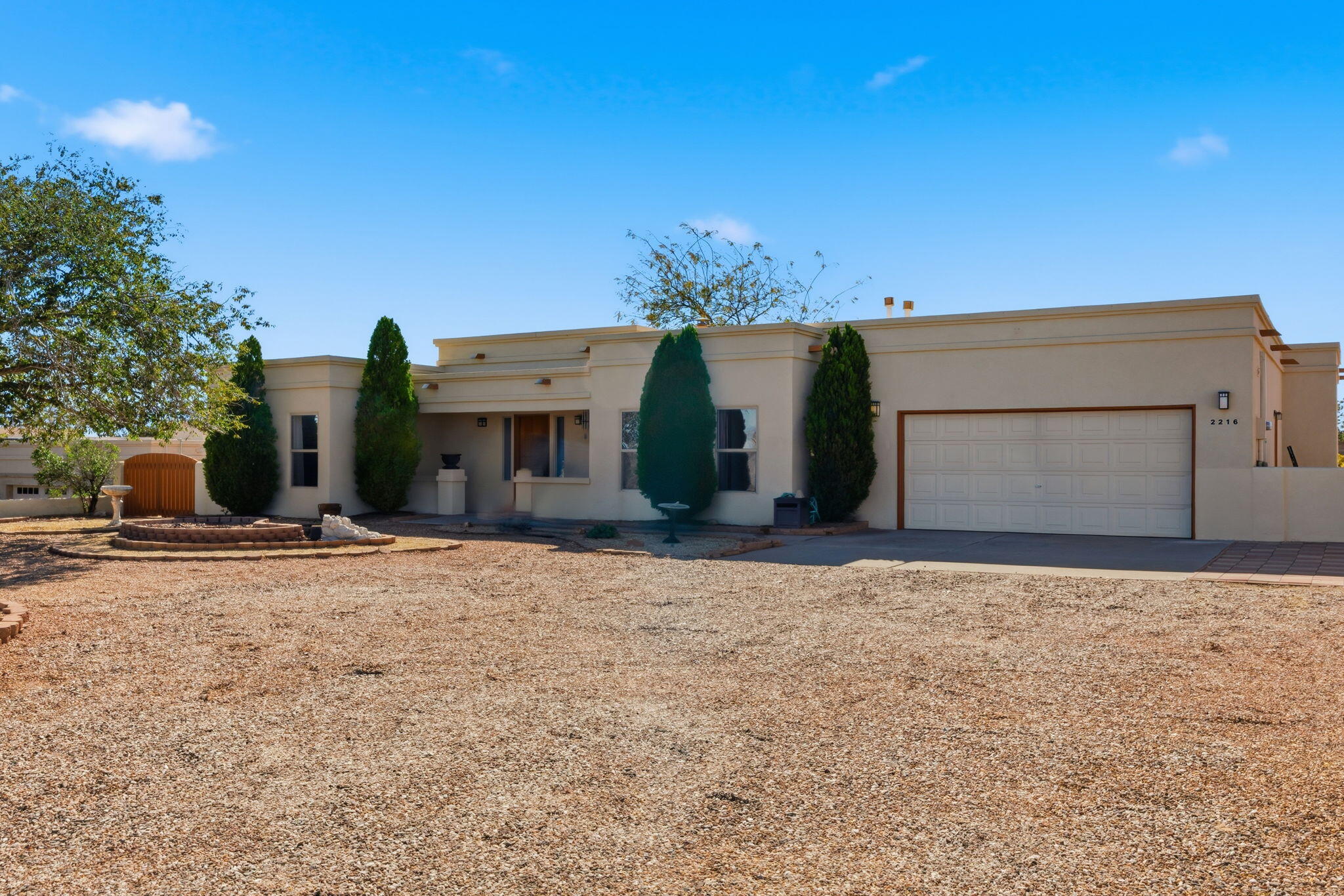 2216 Flagstone Road NE
