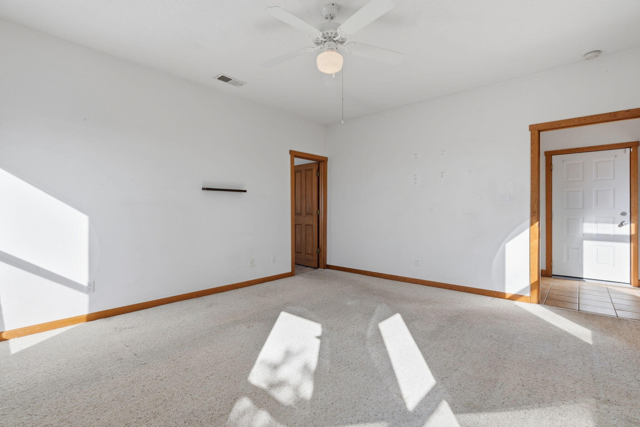 Photo 18 — 2216 Flagstone Road NE