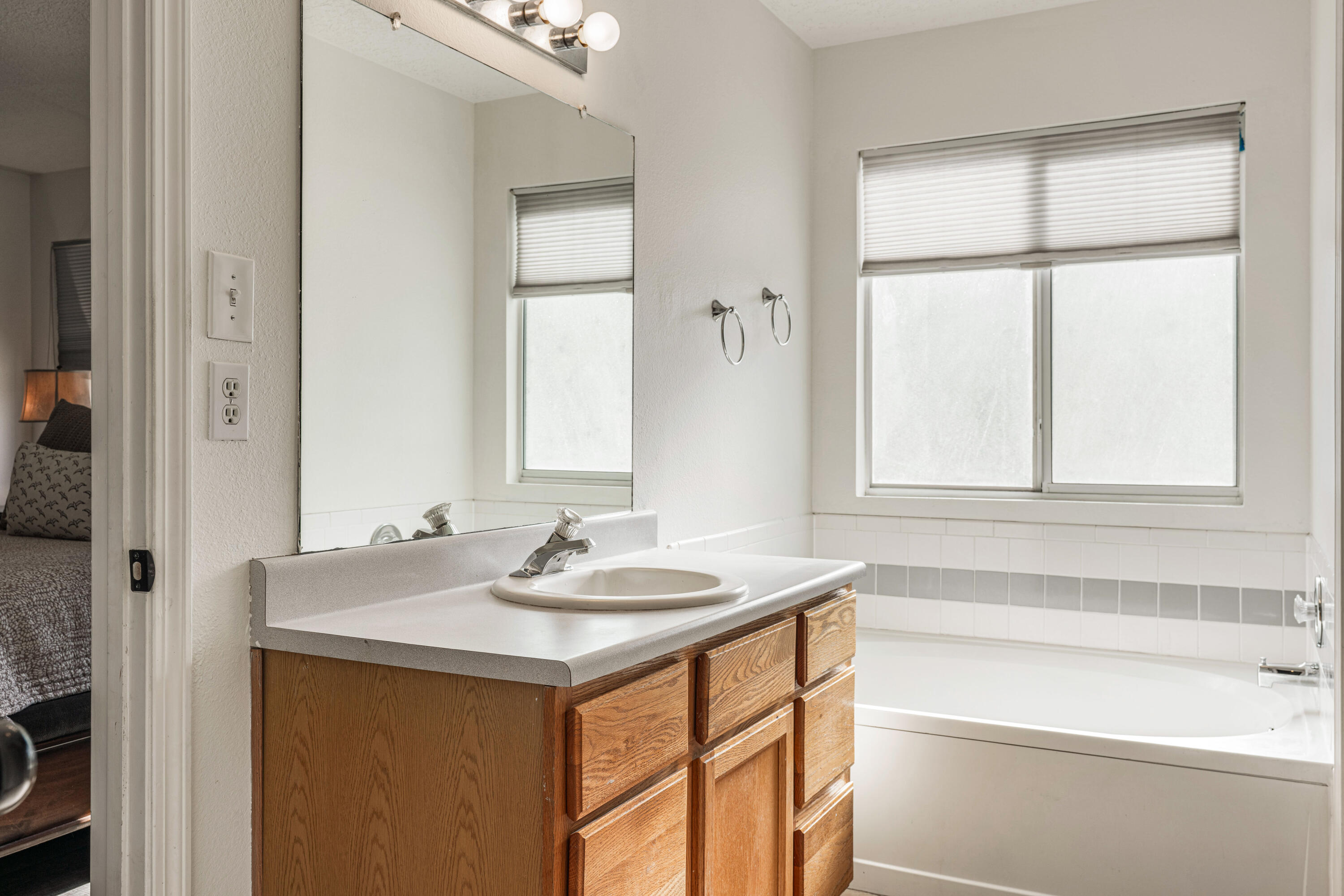 Photo 9 — 5716 Aida Road NW