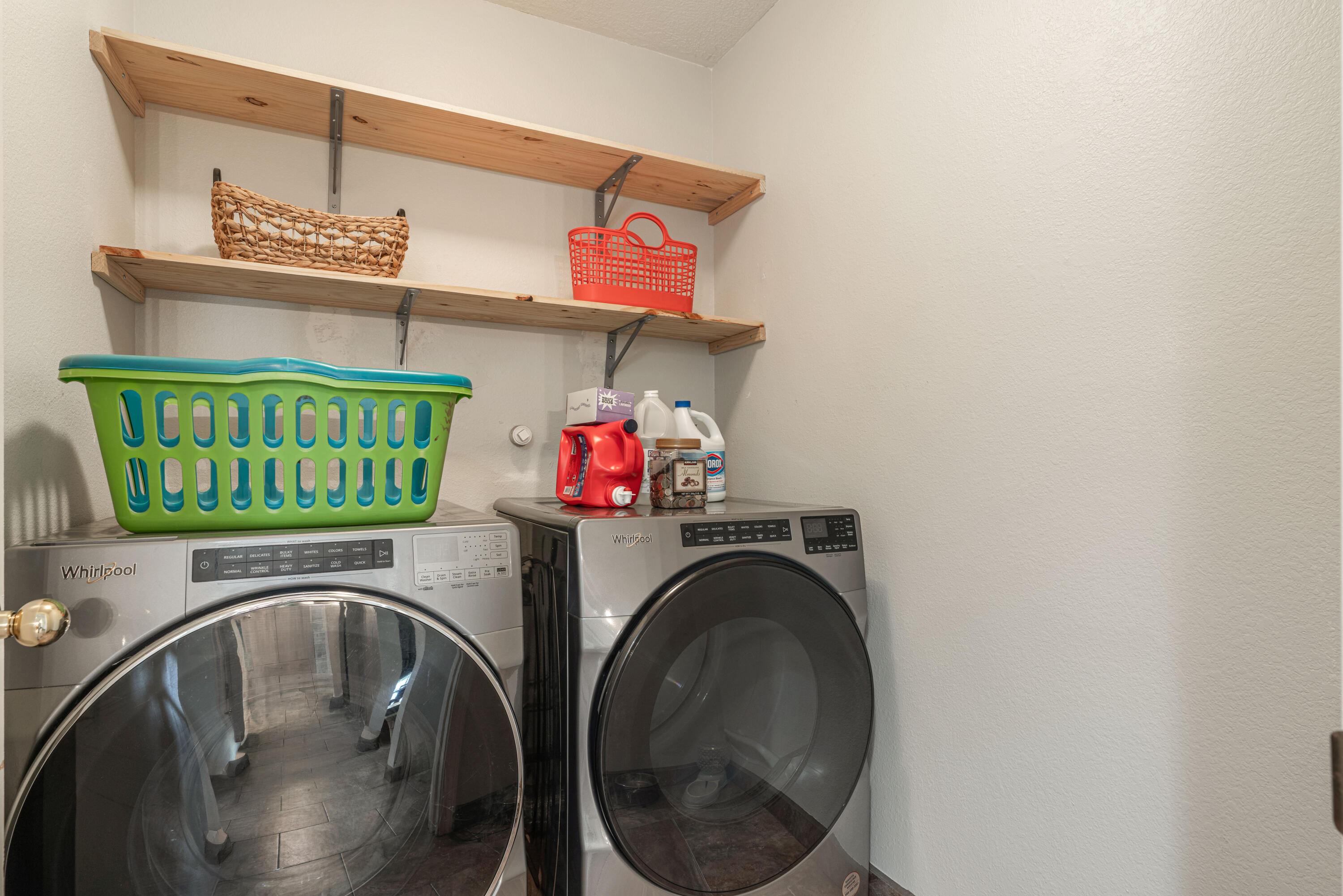 Photo 5 — 5716 Aida Road NW