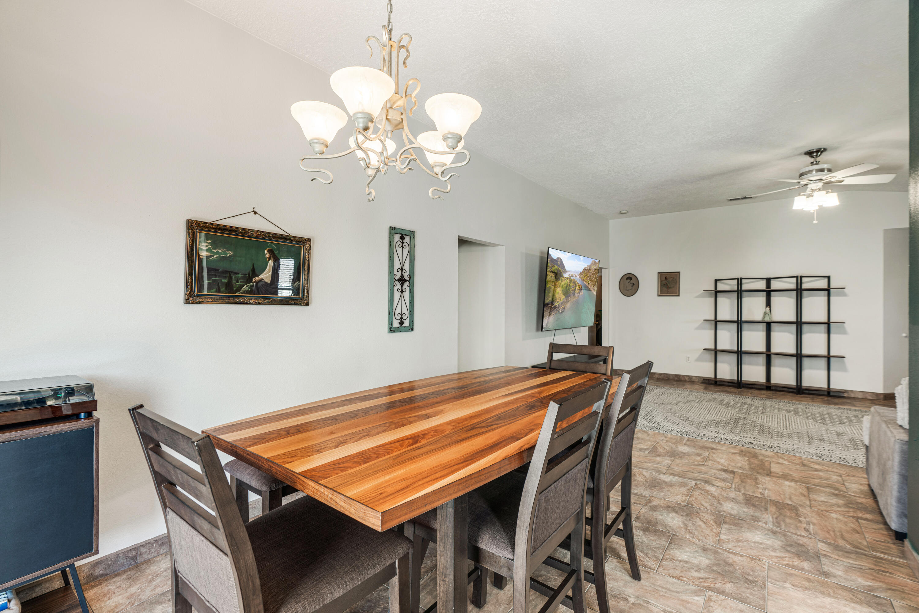 Photo 18 — 5716 Aida Road NW