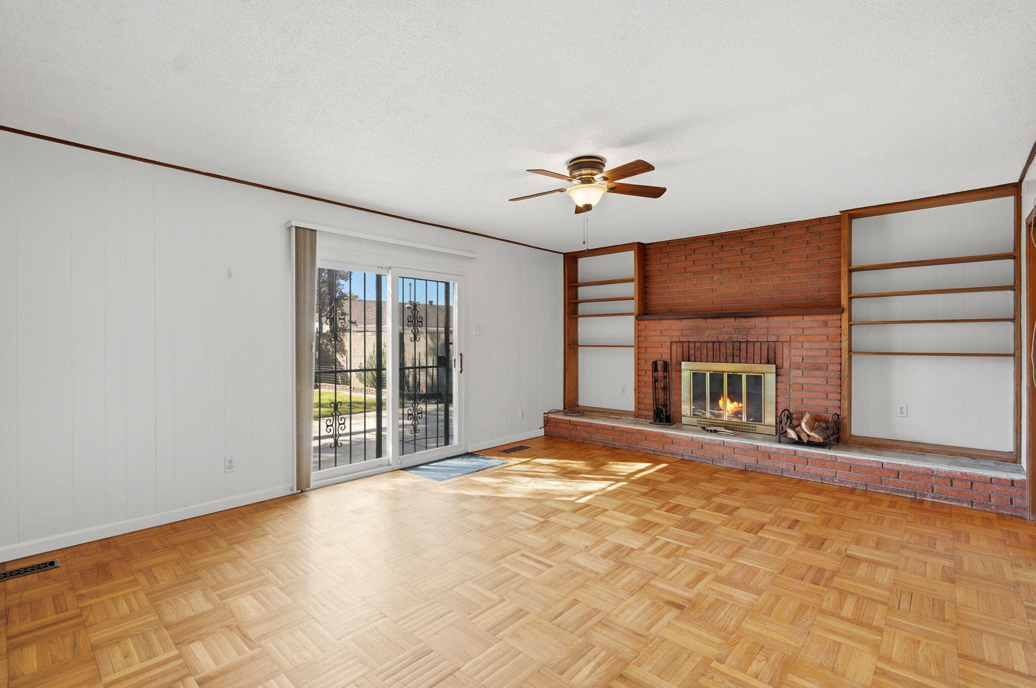 Photo 6 — 8504 Princess Jeanne Avenue NE