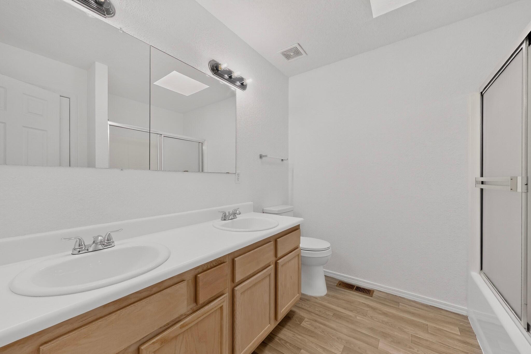 Photo 2 — 4801 Irving Boulevard NW UNIT 5003