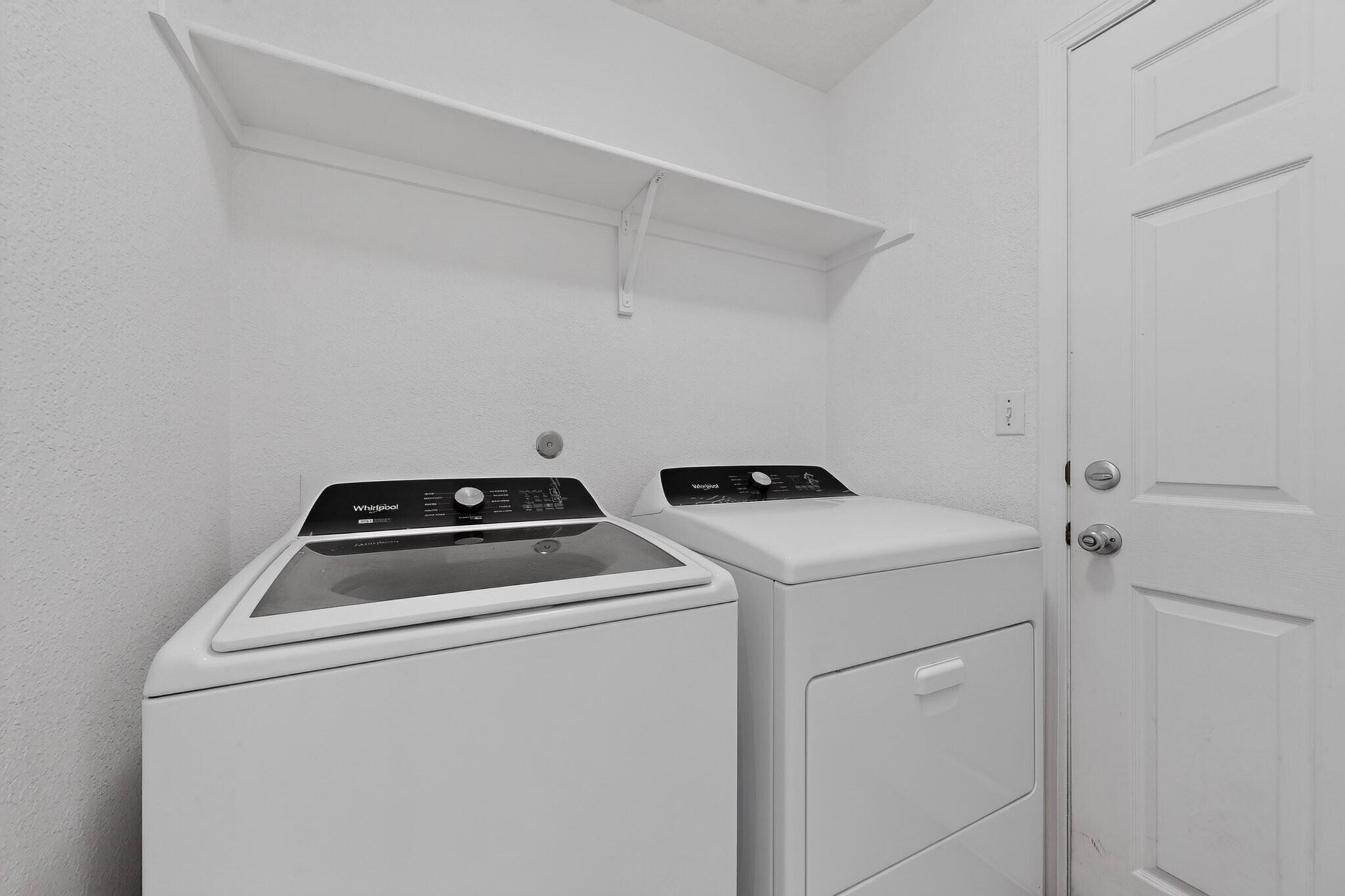 Photo 5 — 4801 Irving Boulevard NW UNIT 5003