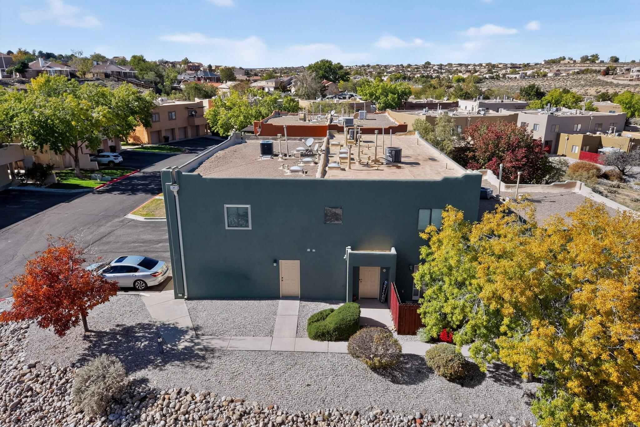 Photo 10 — 4801 Irving Boulevard NW UNIT 5003