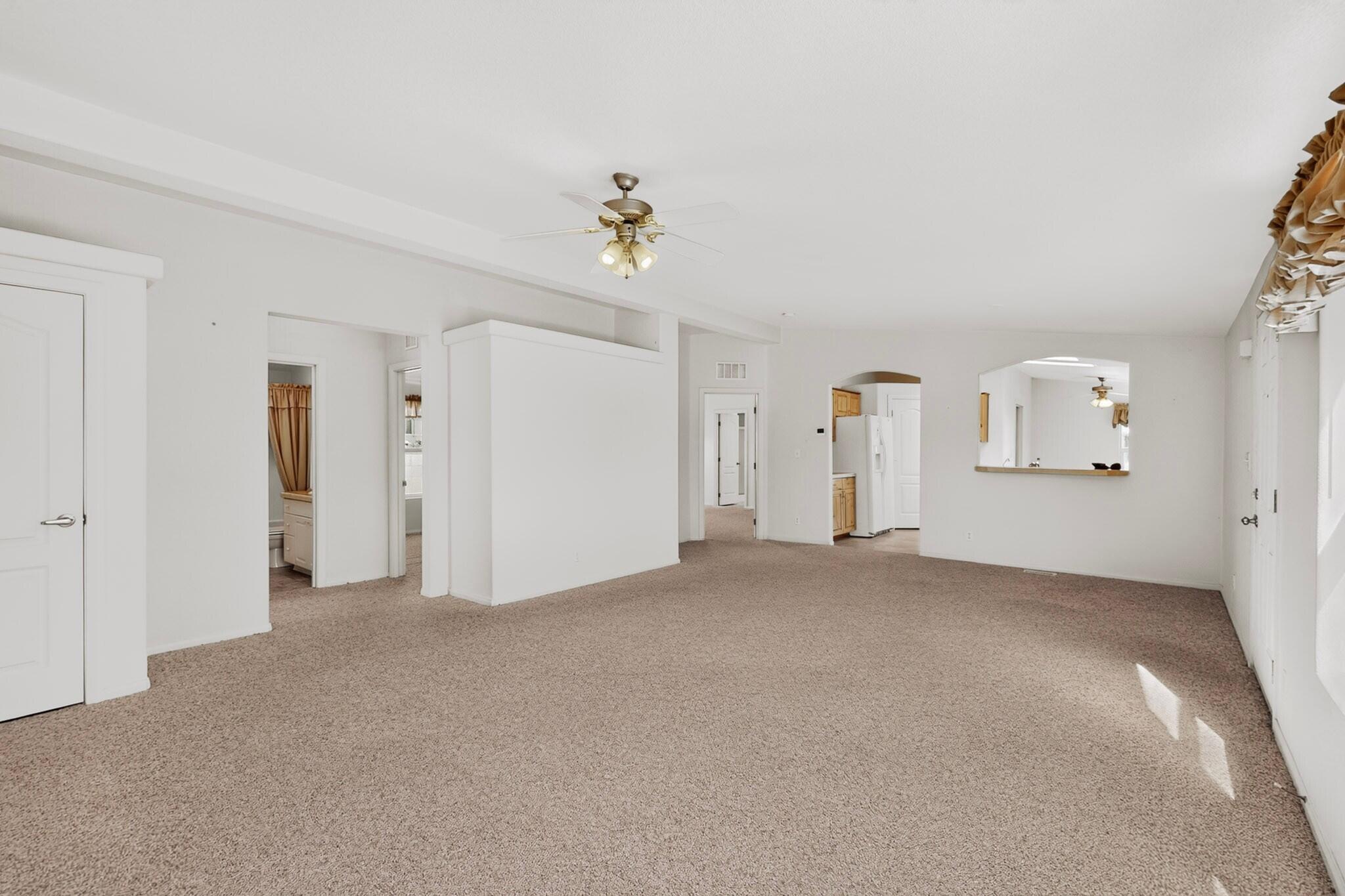 Photo 14 — 203 Sunrise Bluffs Drive
