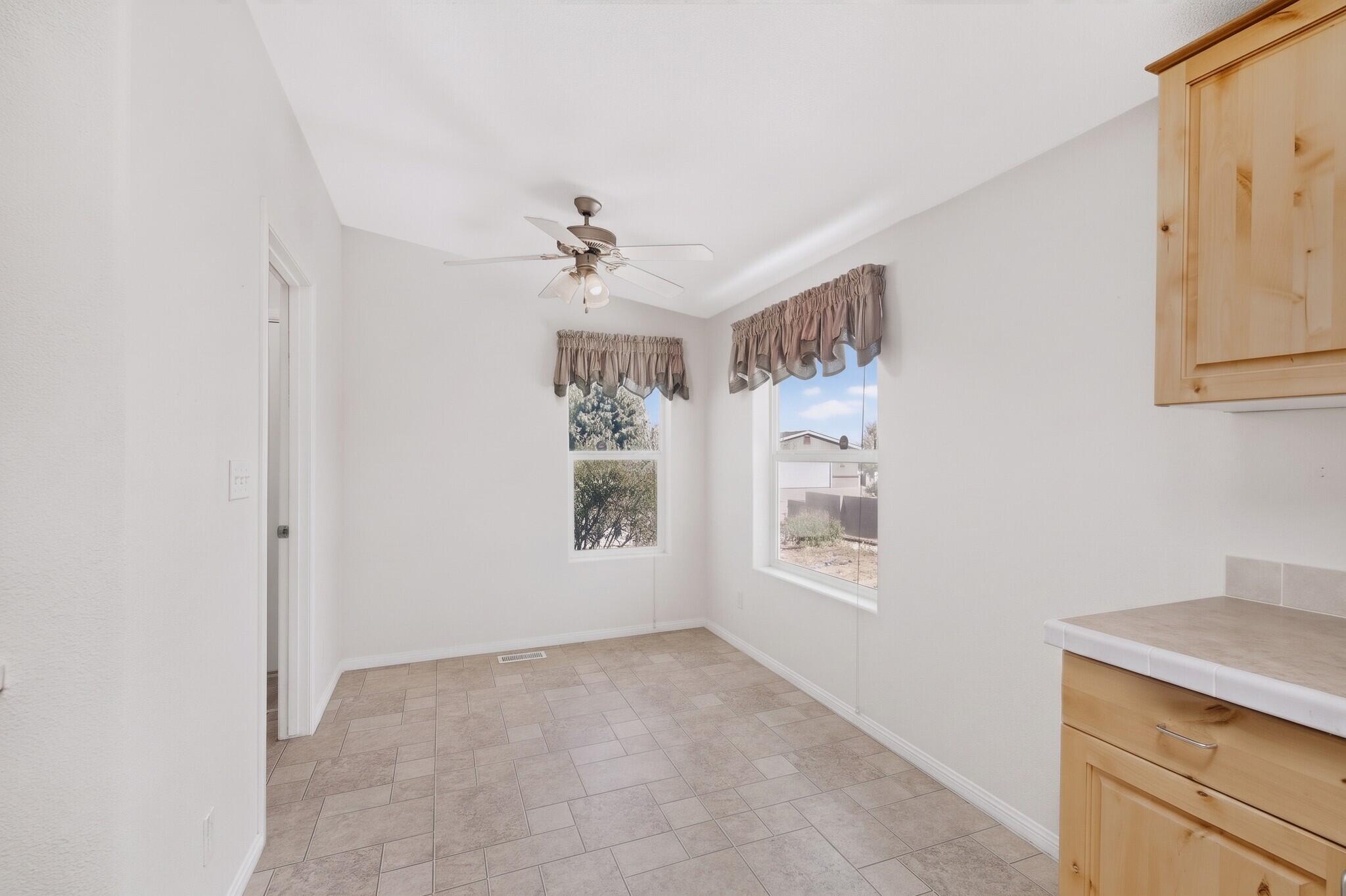 Photo 15 — 203 Sunrise Bluffs Drive