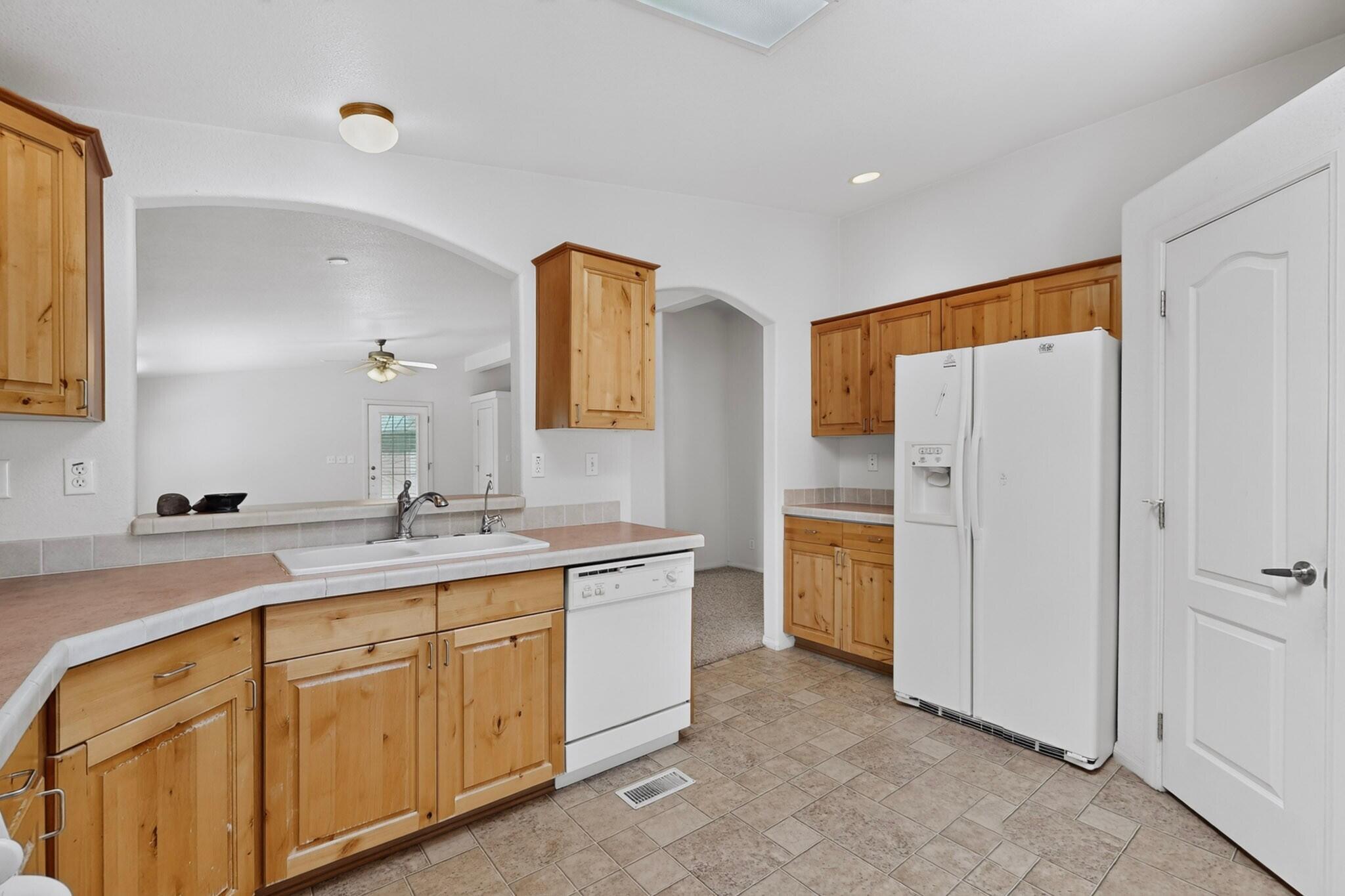 Photo 19 — 203 Sunrise Bluffs Drive