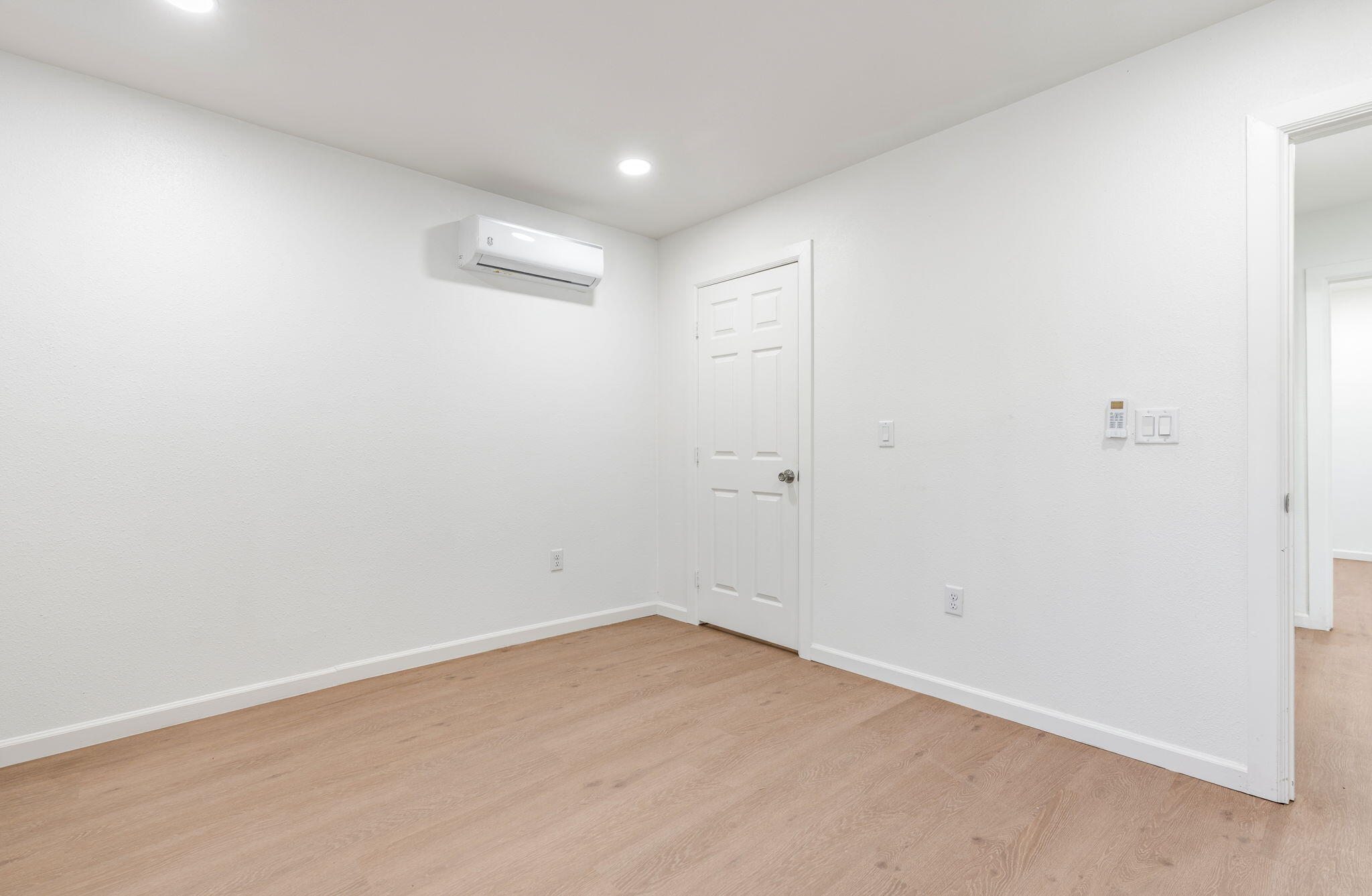 Photo 20 — 513 McKnight Avenue NW