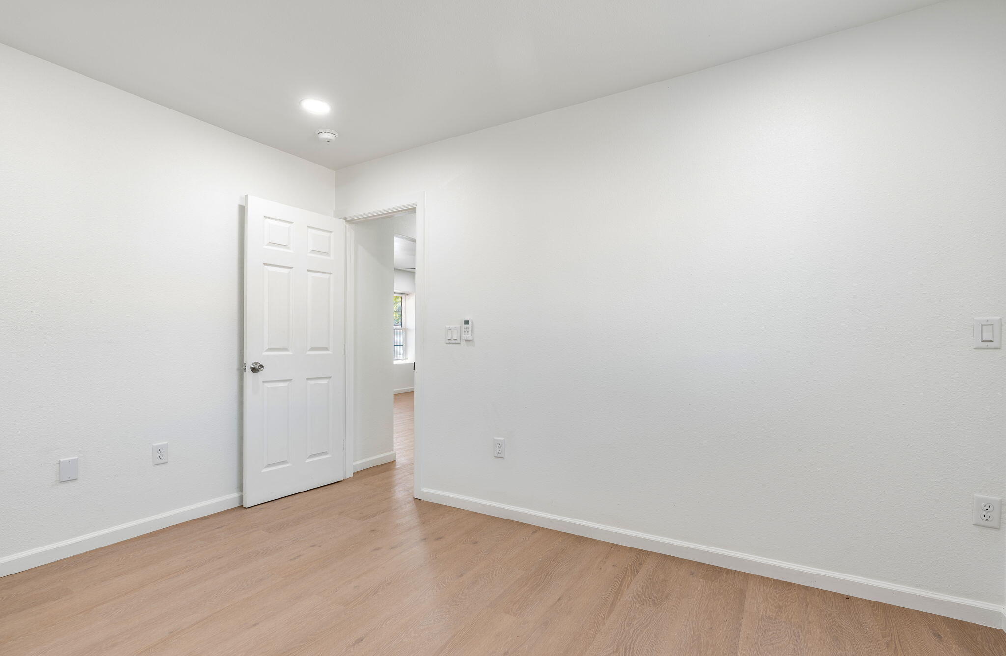 Photo 16 — 513 McKnight Avenue NW