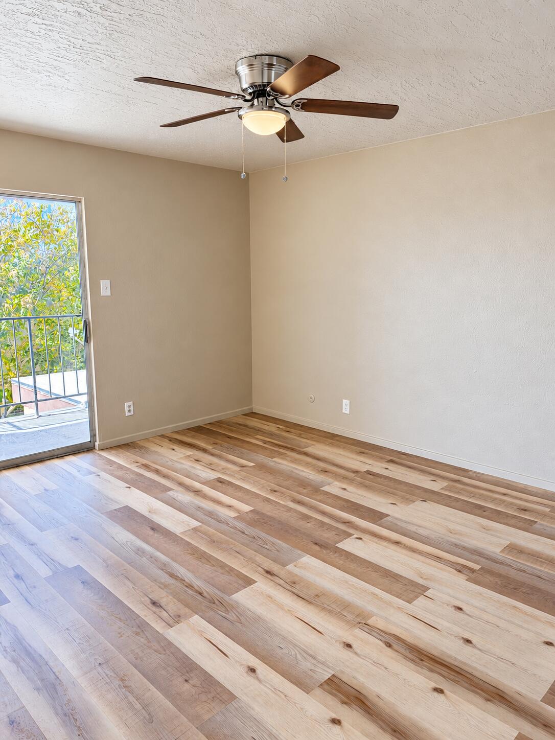 Photo 2 — 13313 Fruit Avenue NE B