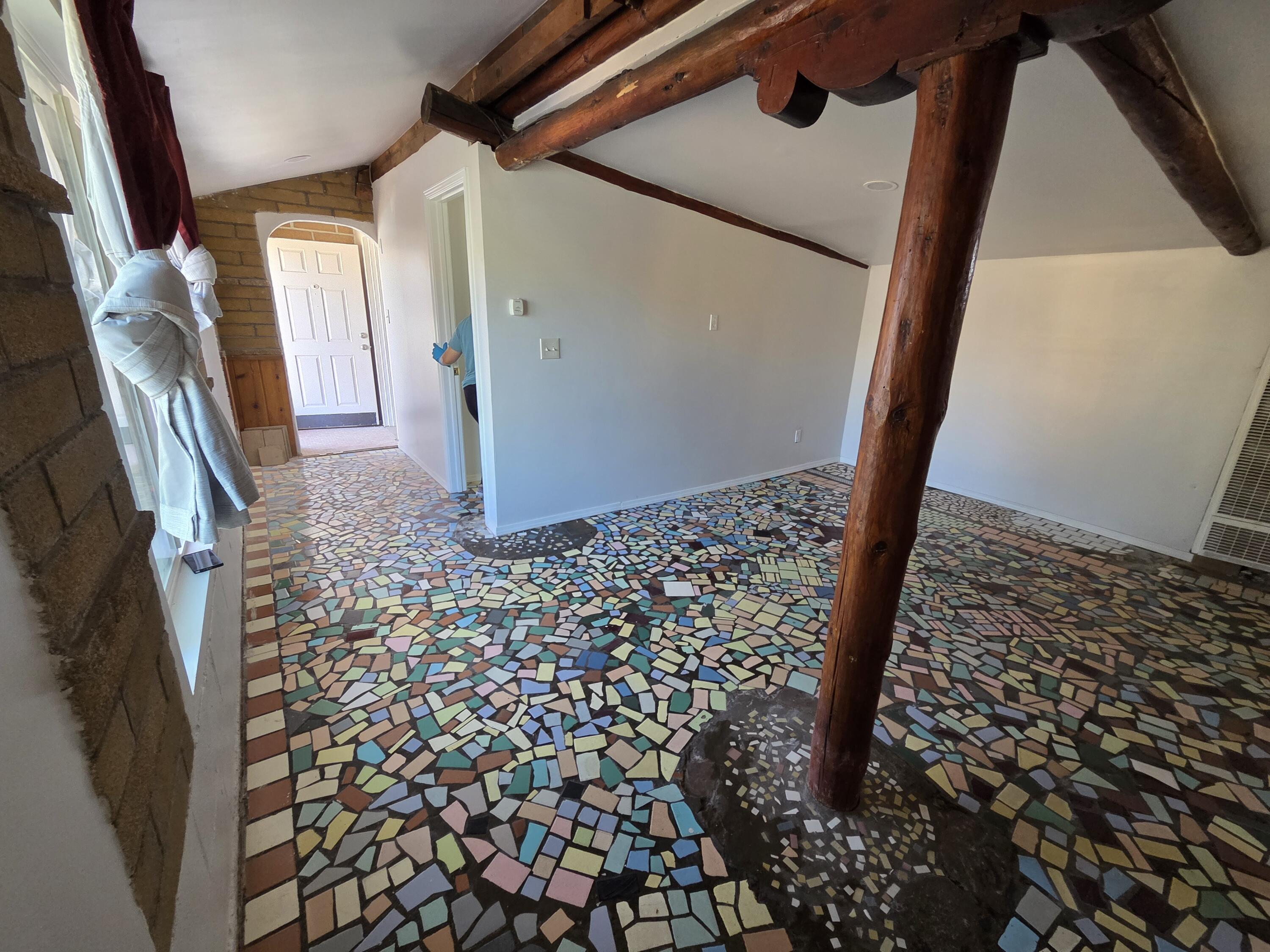 Photo 16 — 207-213 Alcazar Street NE