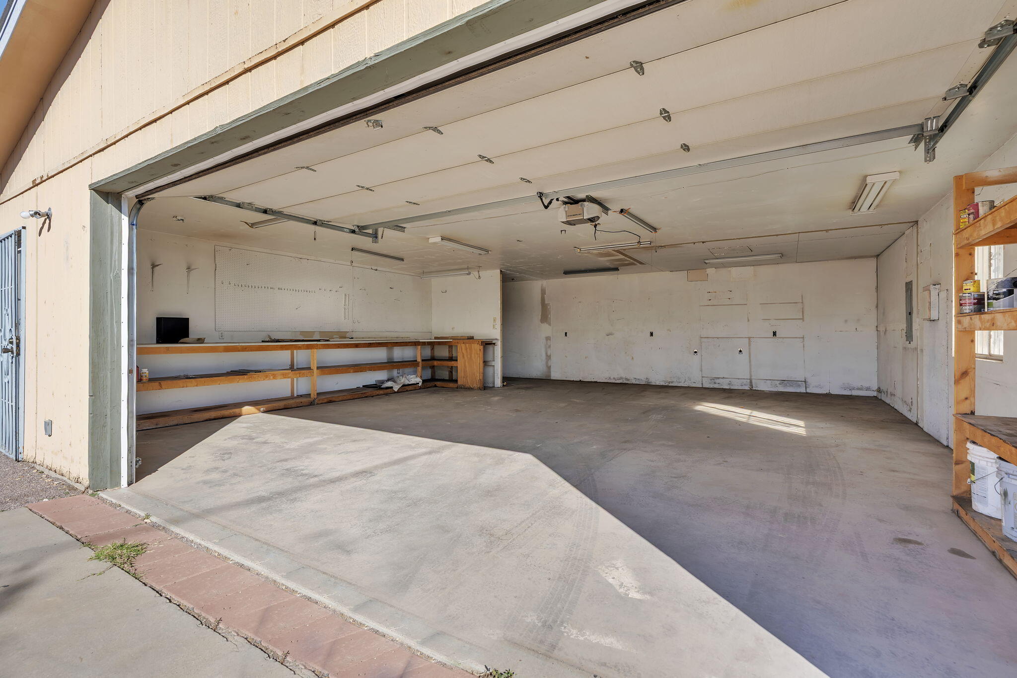 Photo 11 — 1112 Fairgrounds Road