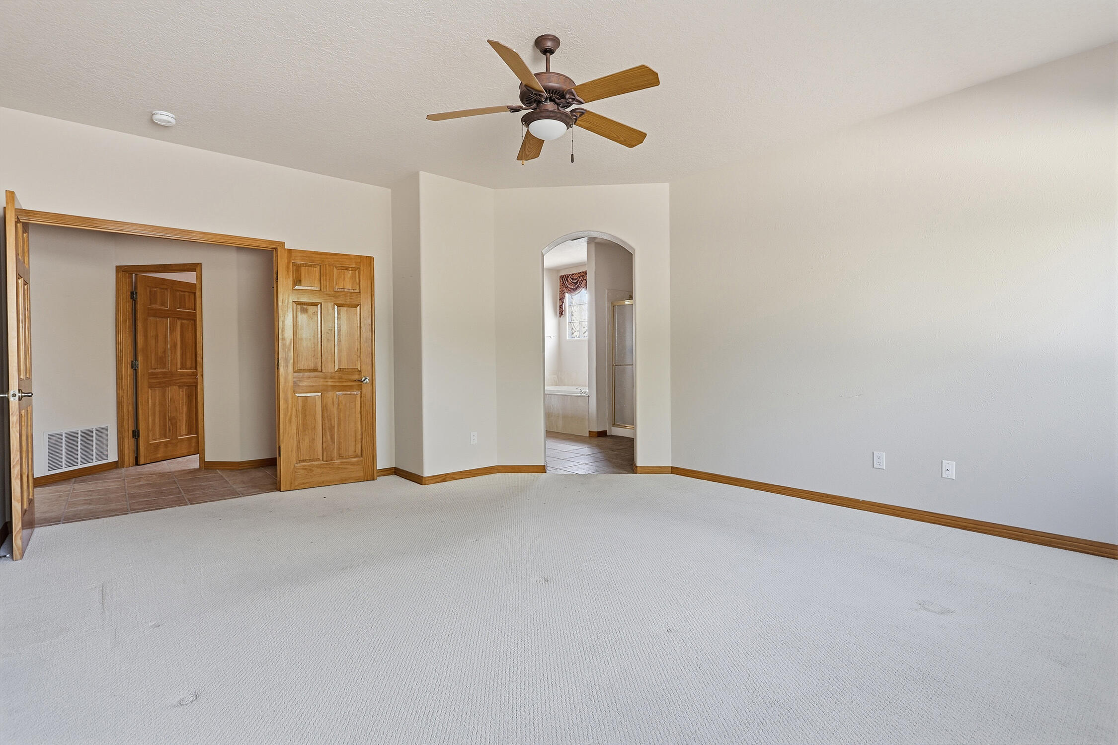 Photo 20 — 3945 Augusta Drive SE