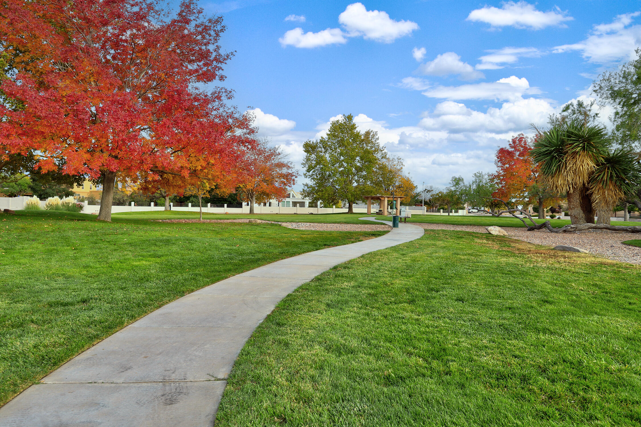 Photo 5 — 3945 Augusta Drive SE