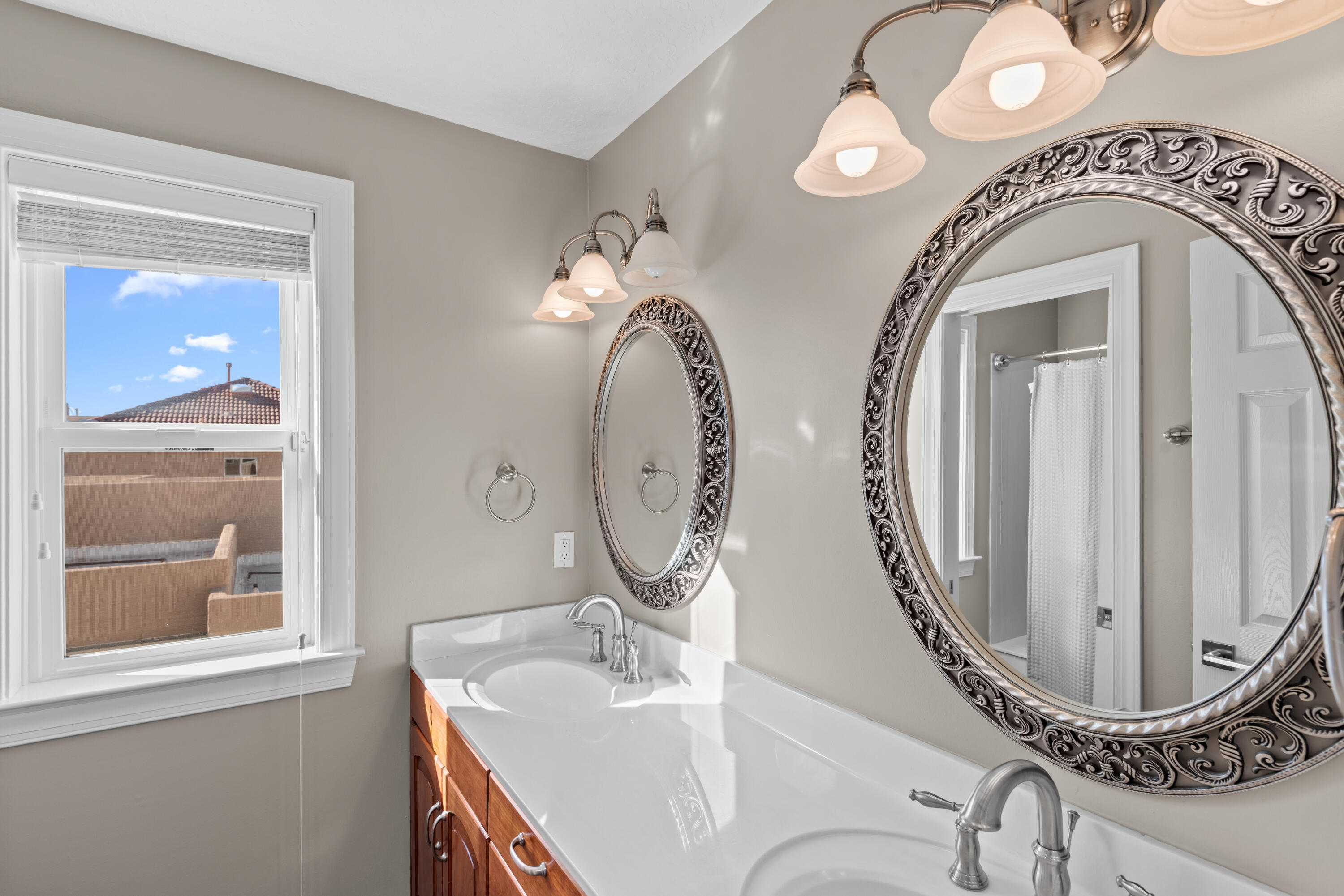 Photo 12 — 11136 Spyglass Hill Lane NE