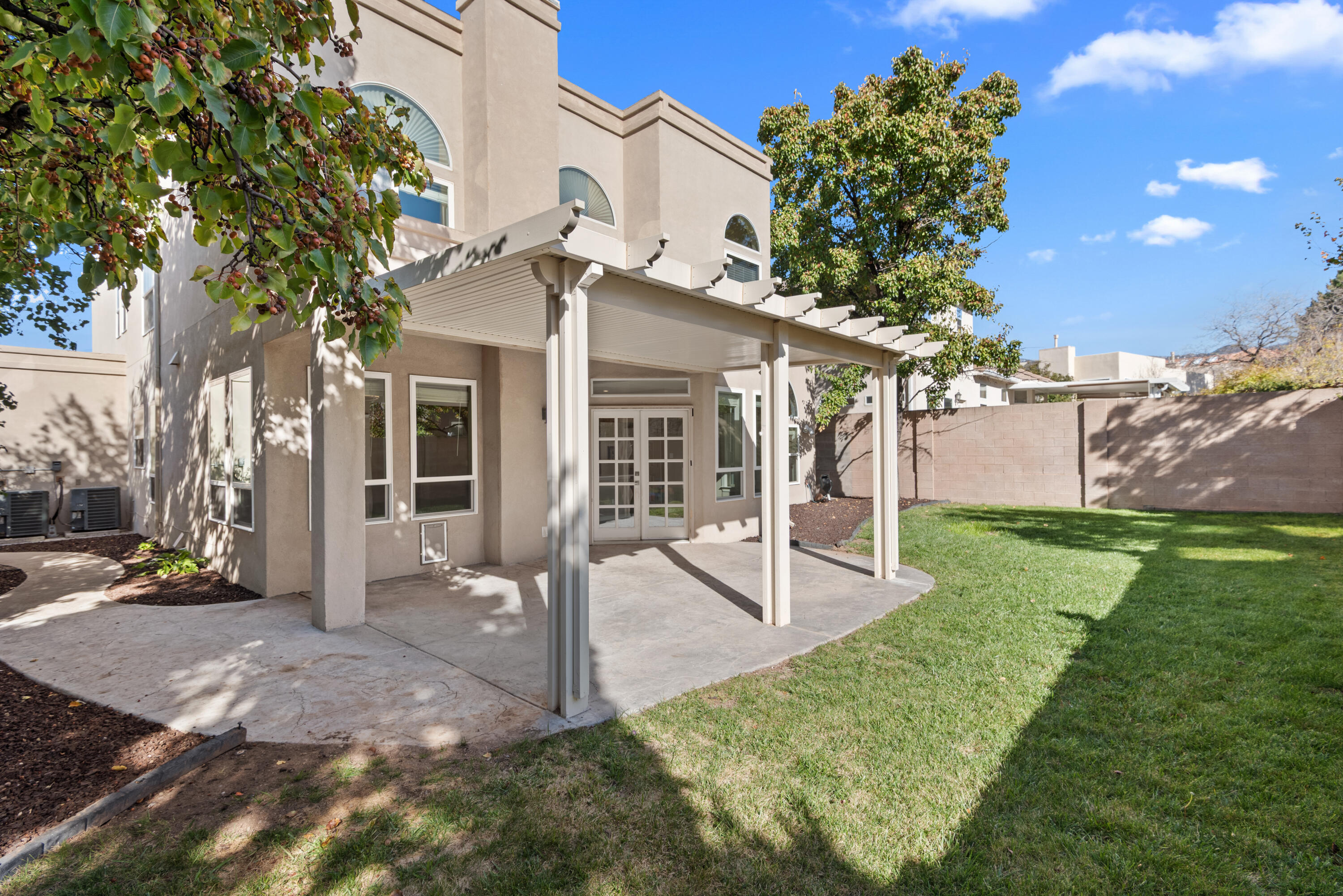 Photo 7 — 11136 Spyglass Hill Lane NE