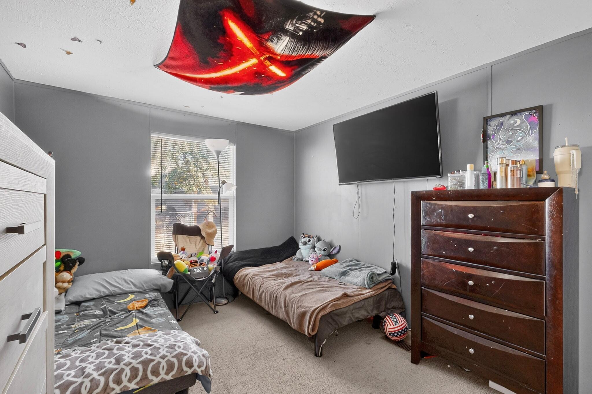 Photo 19 — 6504 Kelly Avenue NE