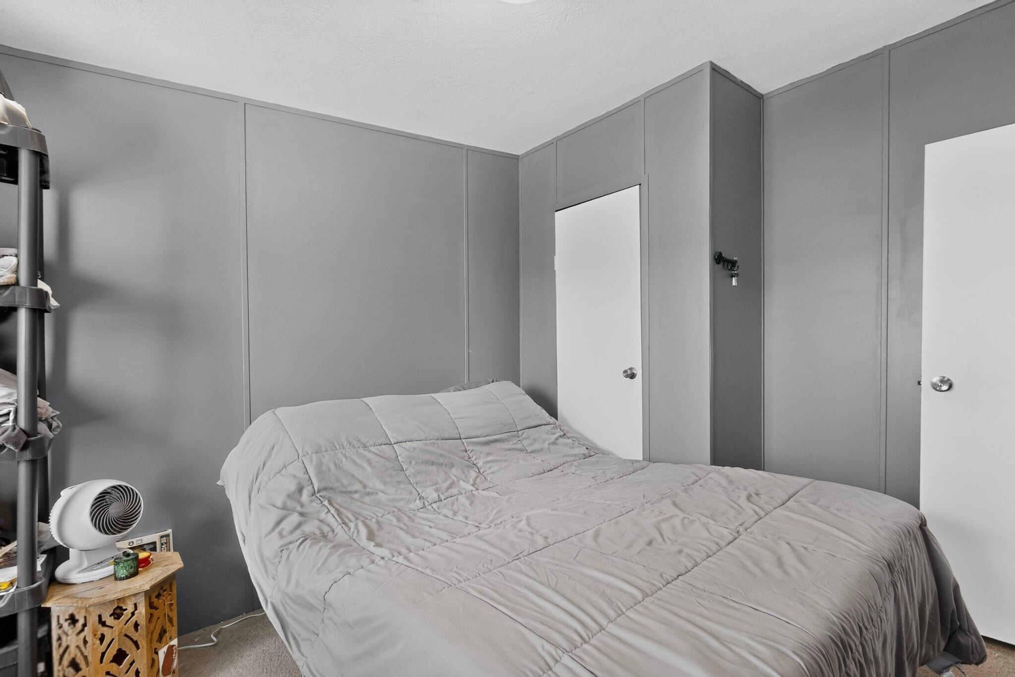 Photo 13 — 6504 Kelly Avenue NE