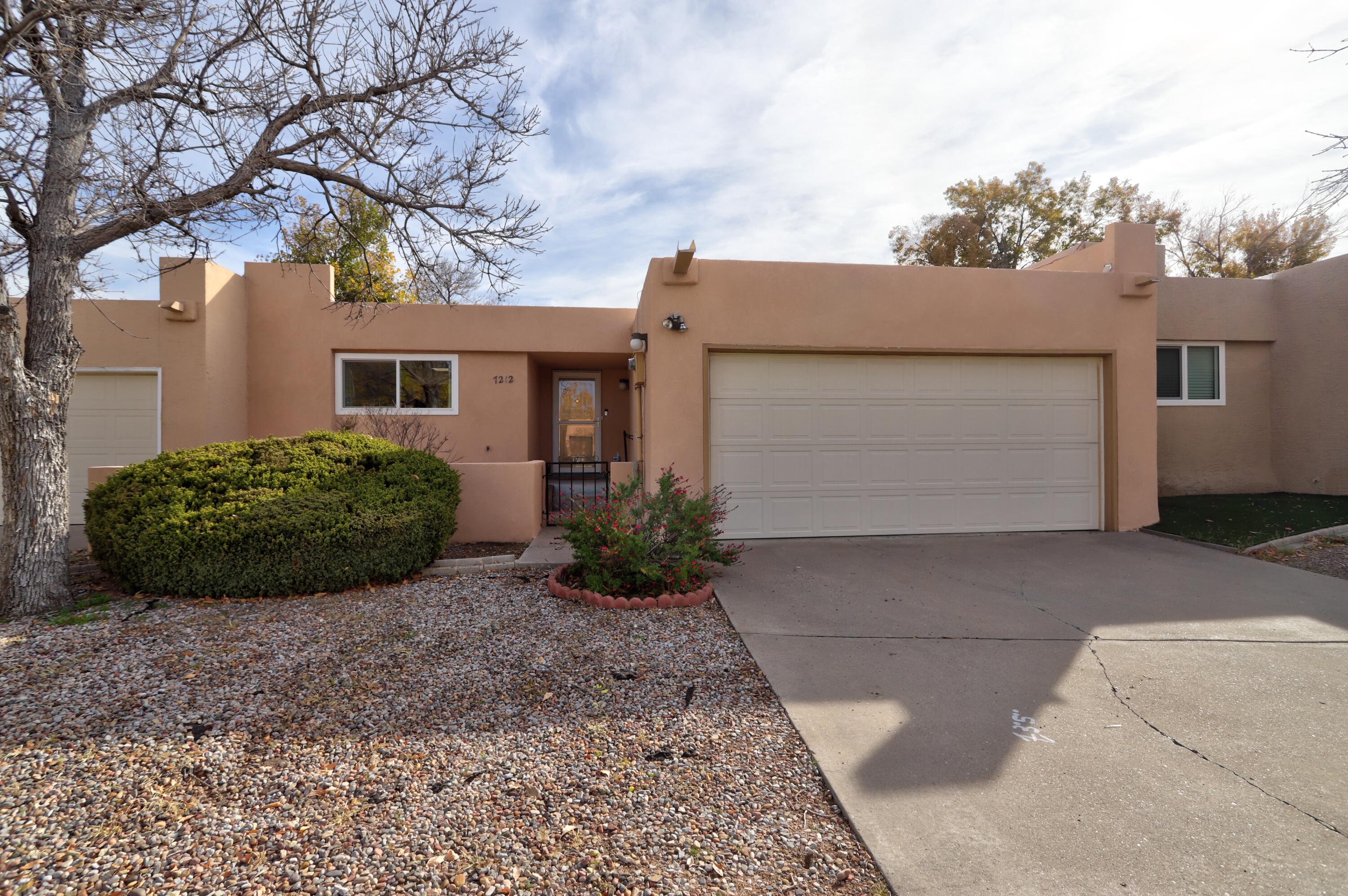 7212 Leslynne Drive NE, Albuquerque, NM 87109