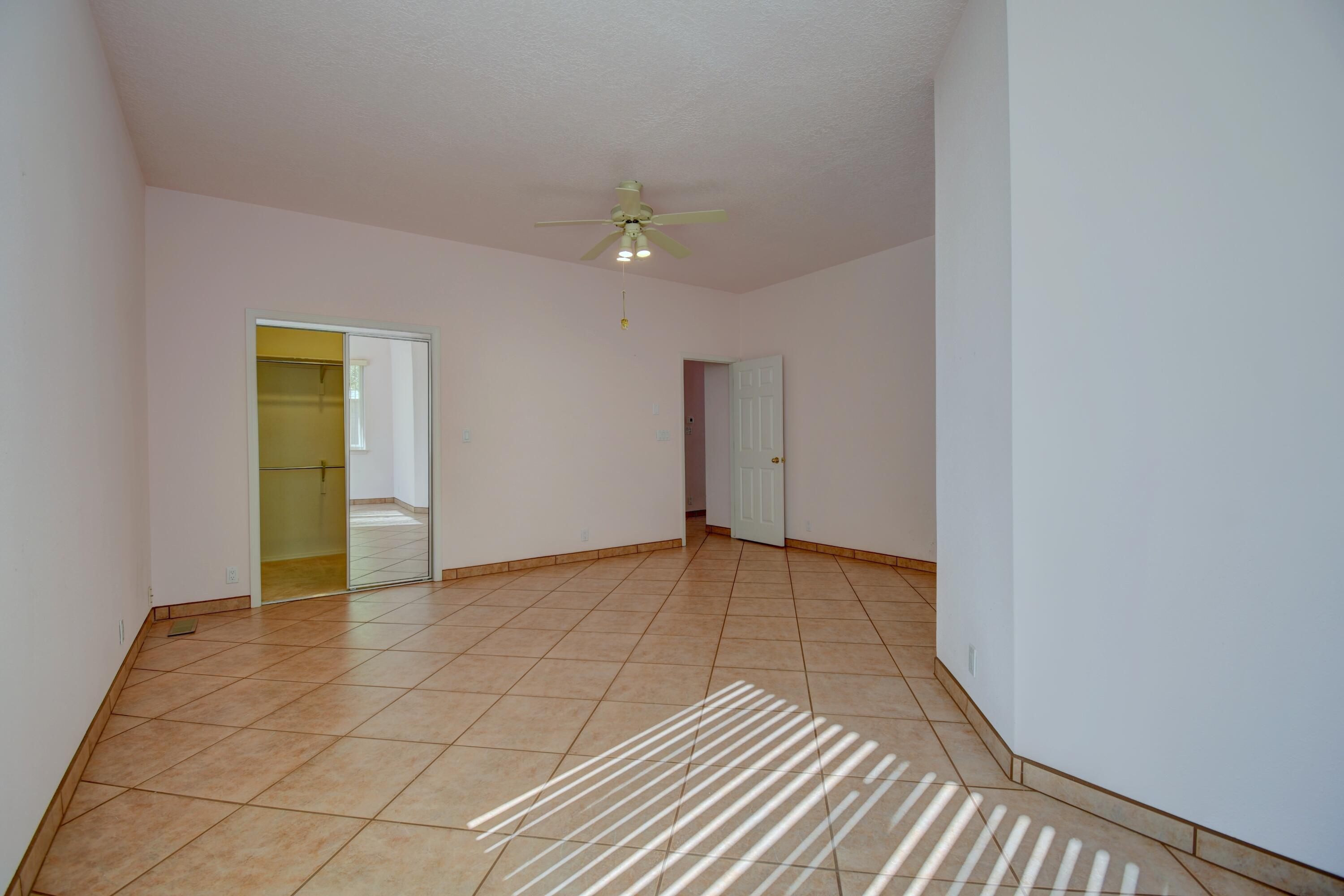 Photo 11 — 11936 Oryx Place NE