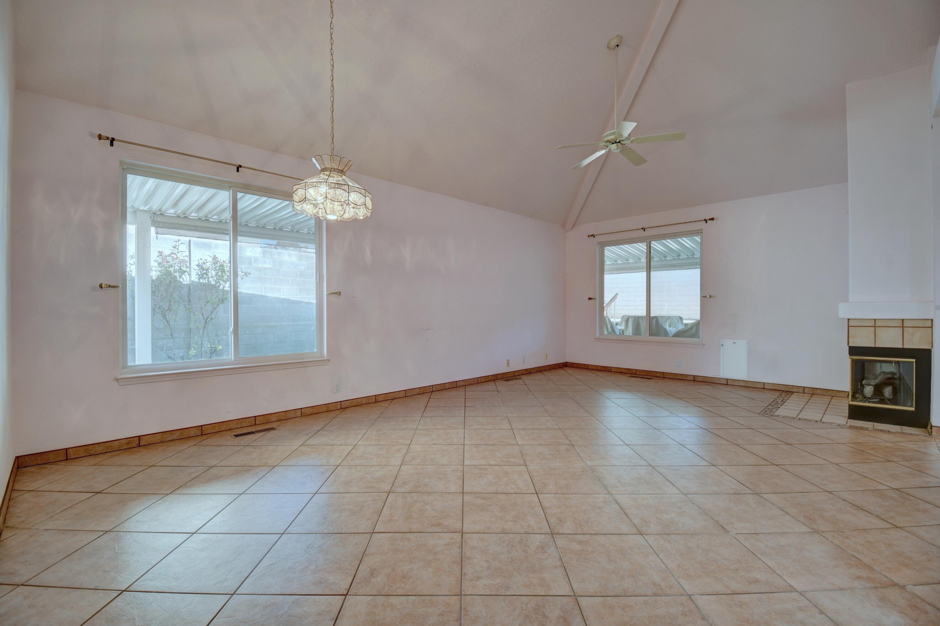 Photo 20 — 11936 Oryx Place NE